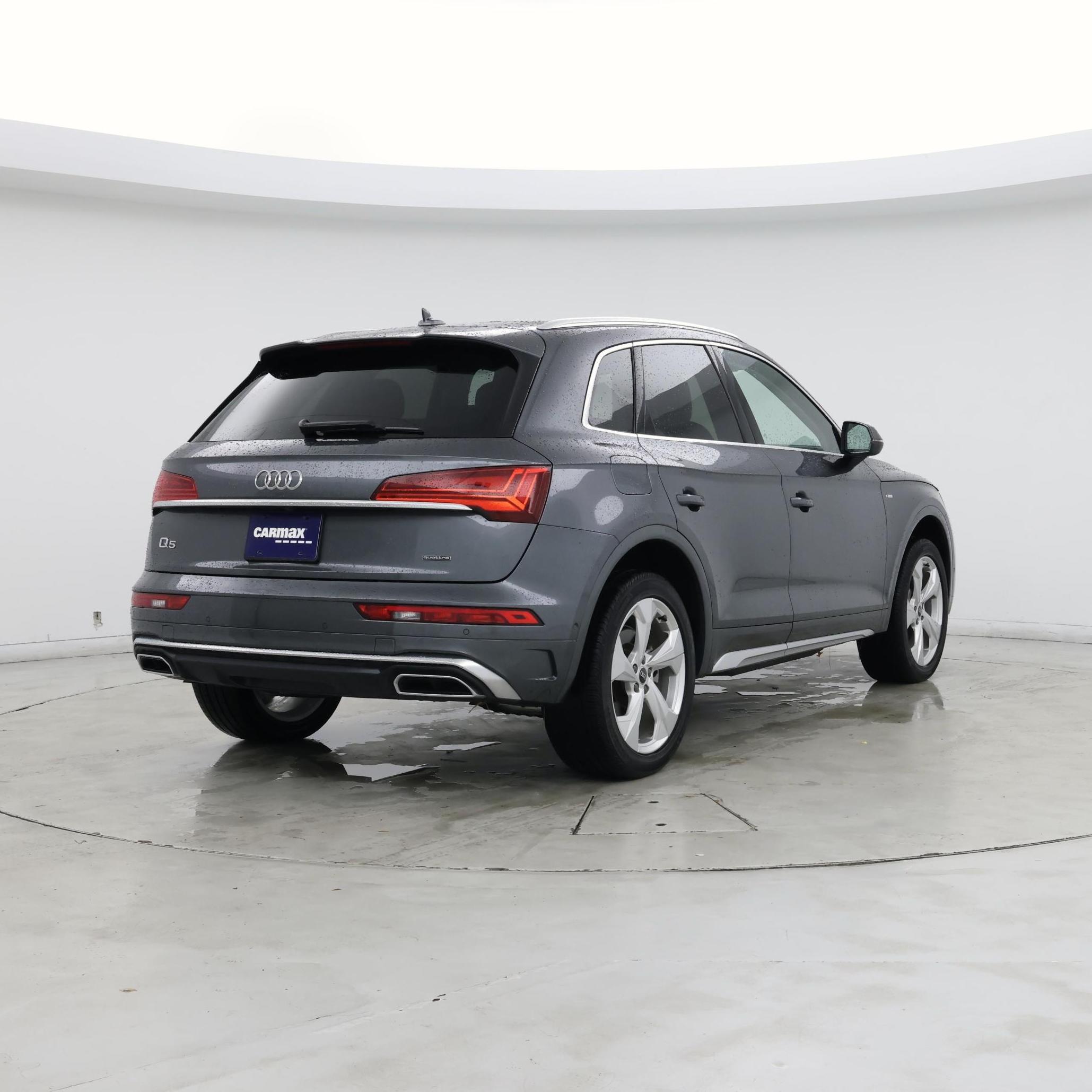 Thumbnail: 2024 Audi Q5 - 8