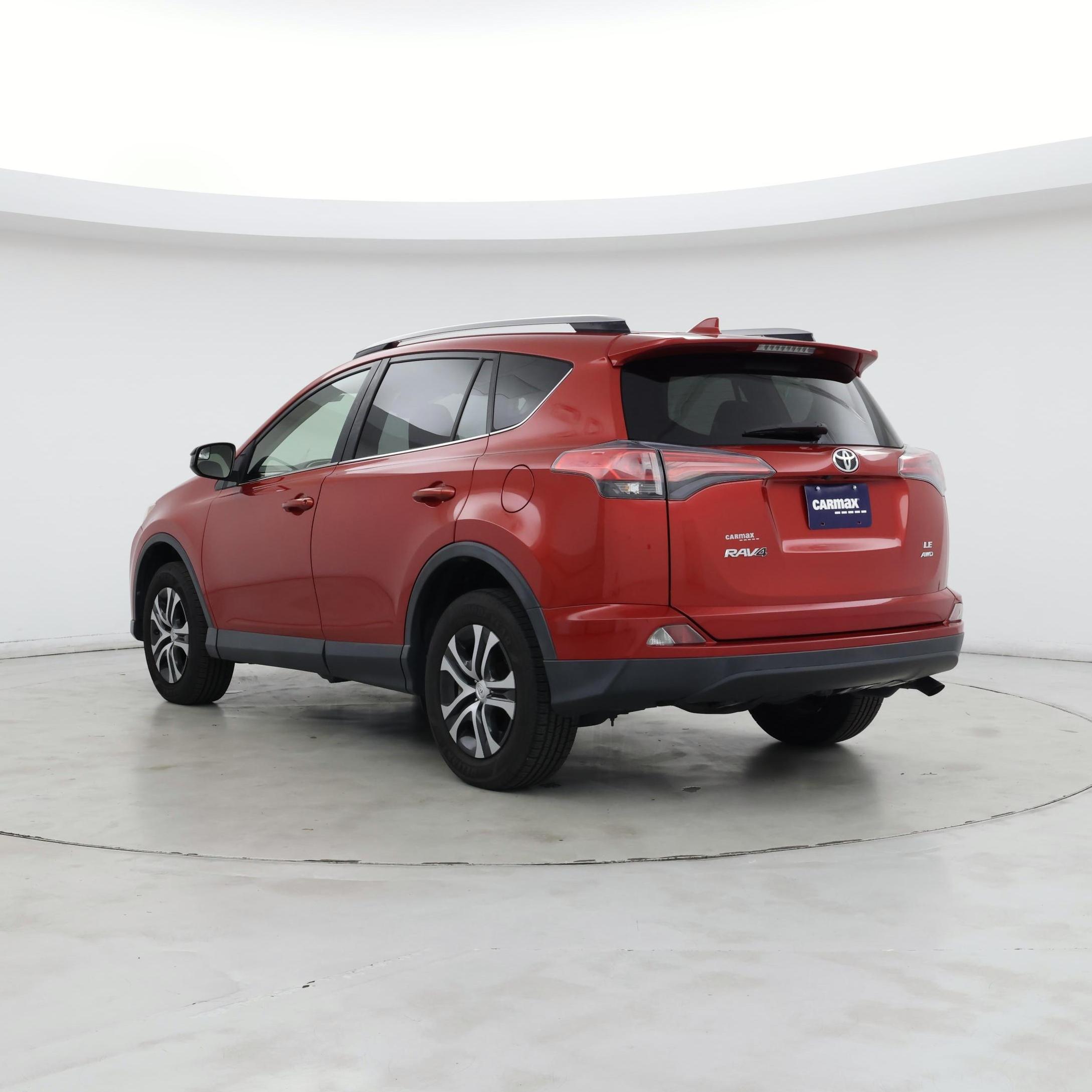 Thumbnail: 2017 Toyota RAV4 - 2