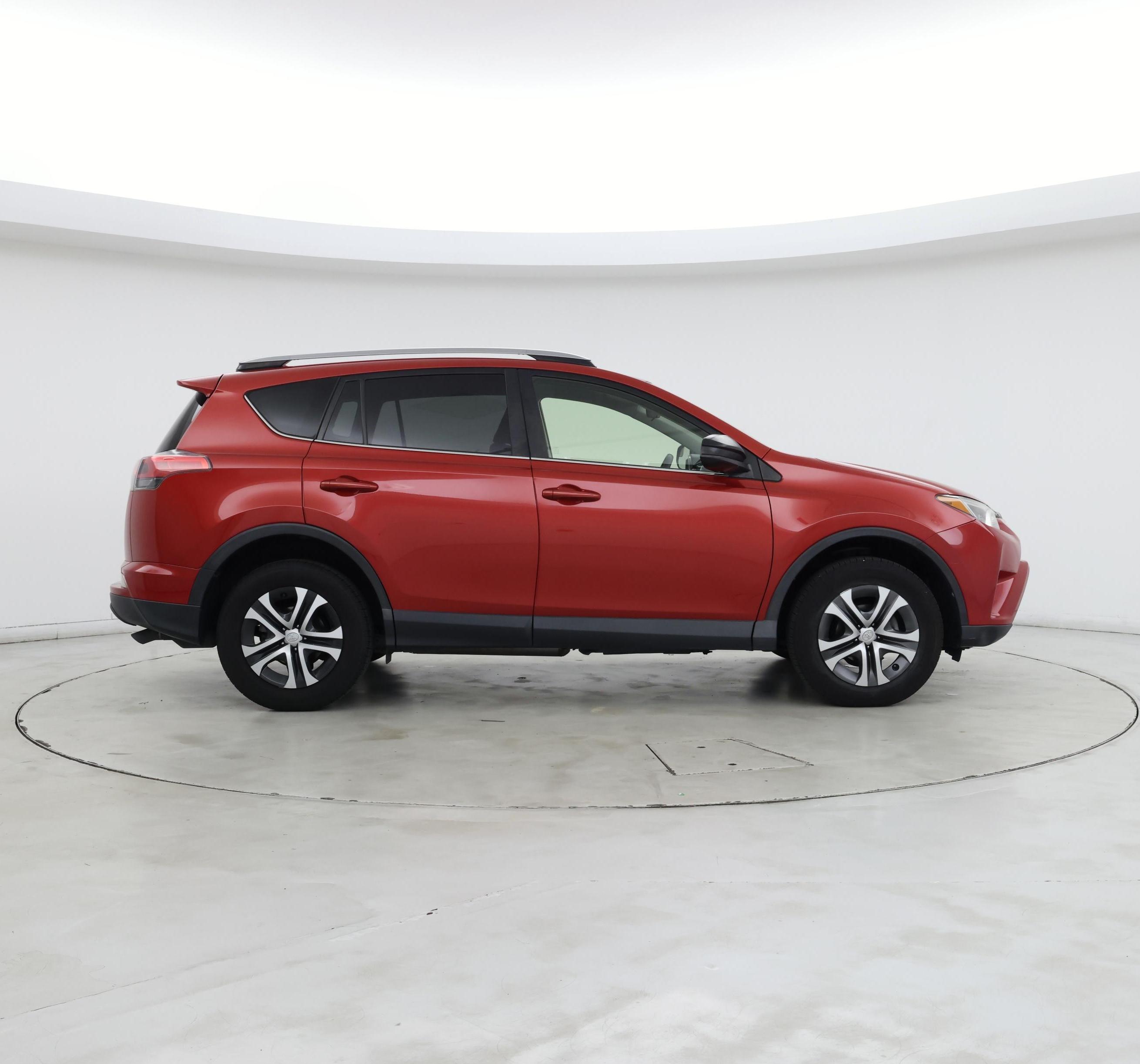 Thumbnail: 2017 Toyota RAV4 - 7