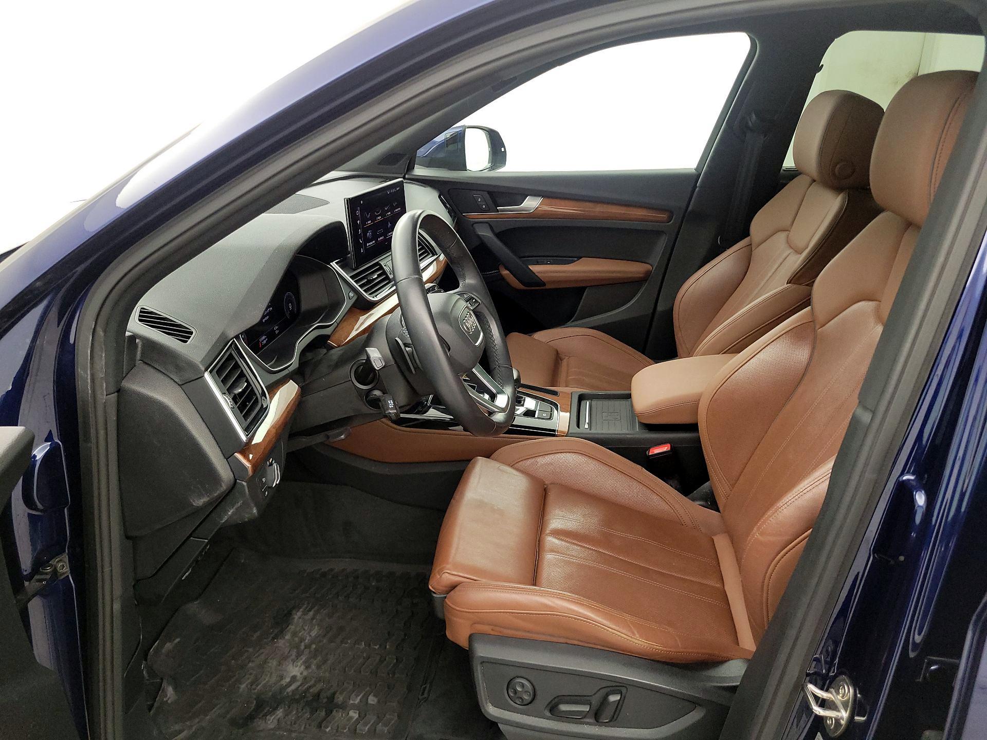 Thumbnail: 2021 Audi Q5 - 11