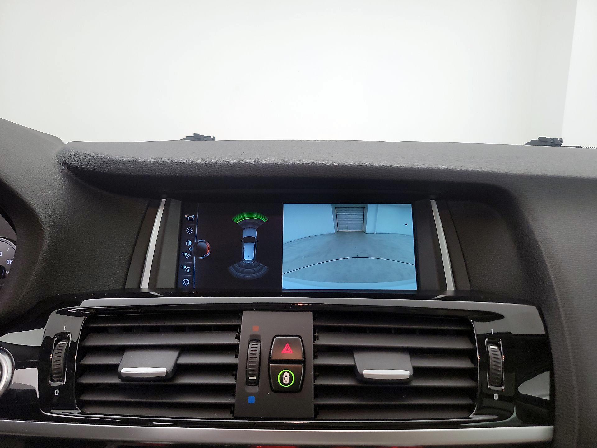 Thumbnail: 2017 BMW X3 - 15