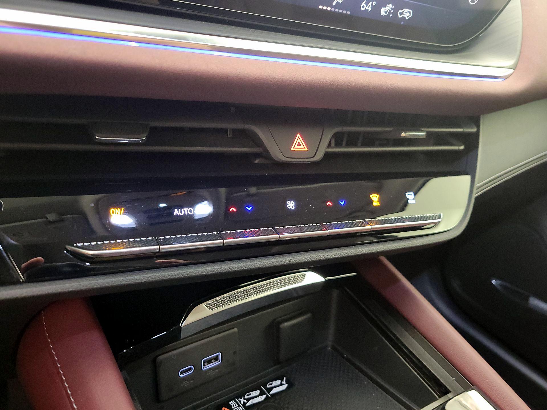 Thumbnail: 2025 Buick Envision - 17