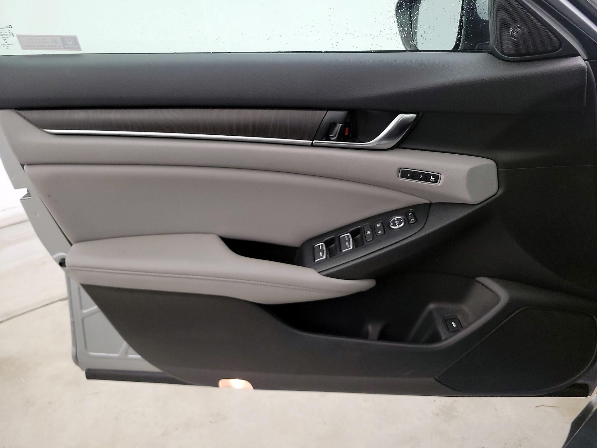 Thumbnail: 2019 Honda Accord - 12