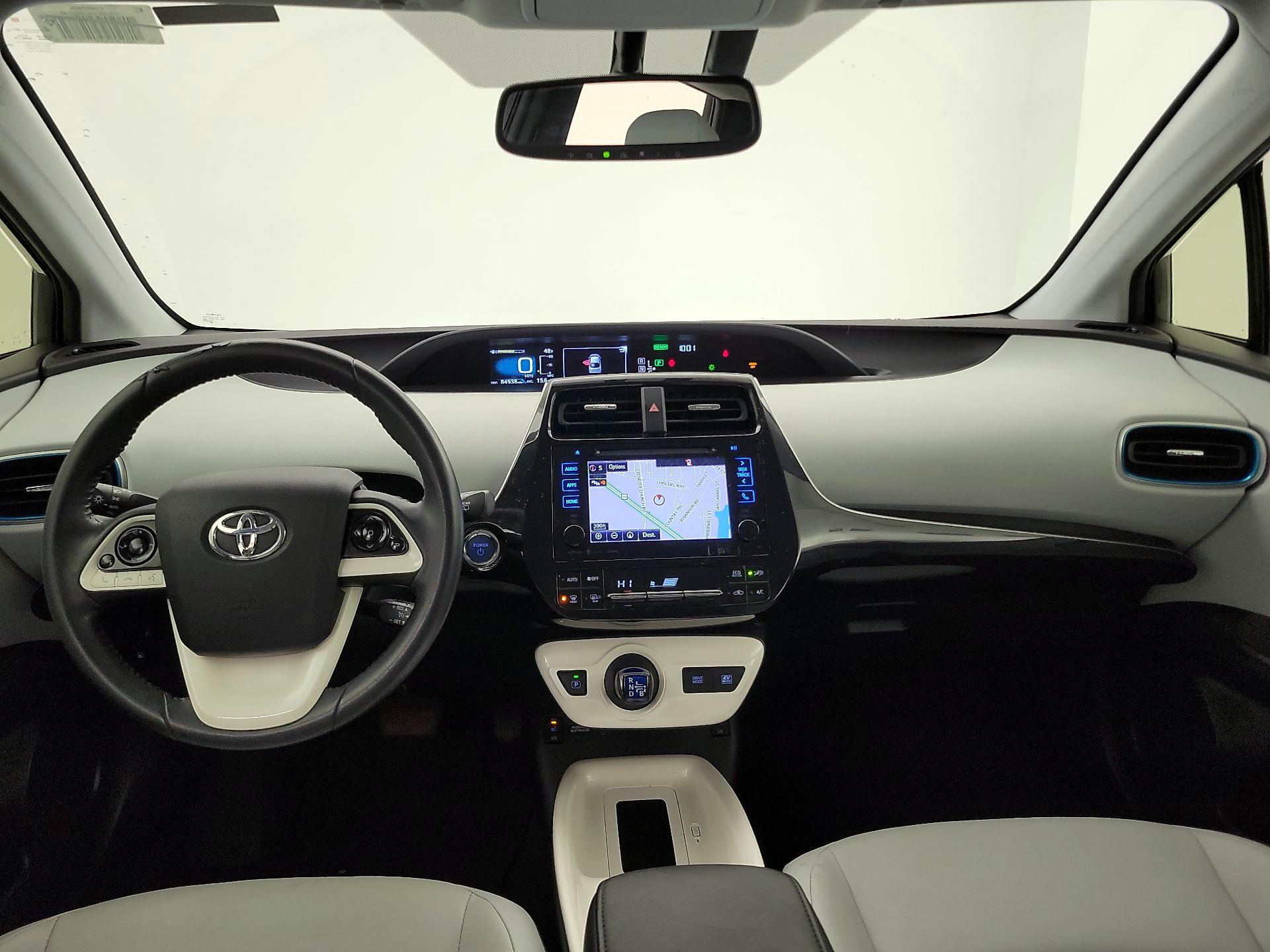 Thumbnail: 2016 Toyota Prius - 9