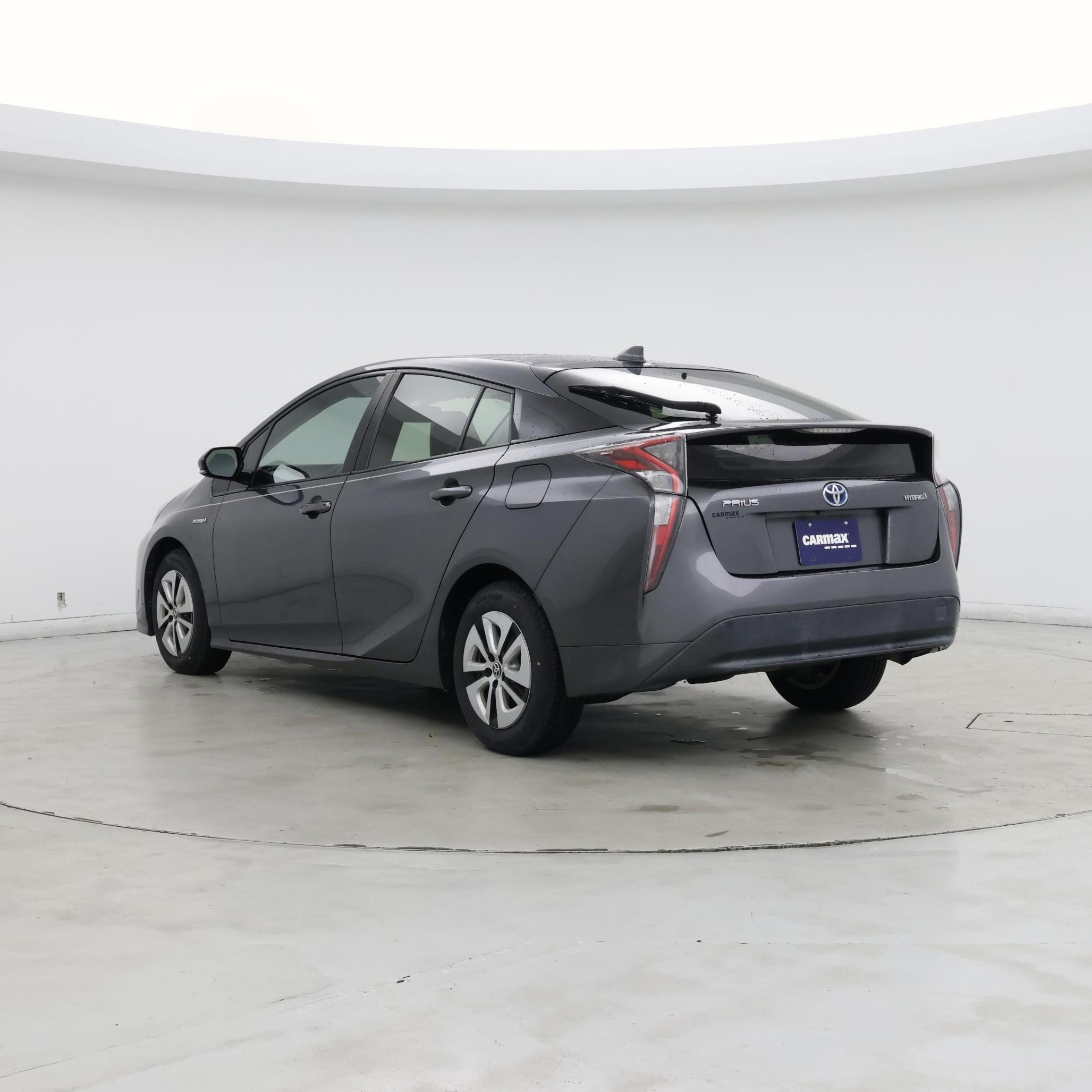 Thumbnail: 2016 Toyota Prius - 2