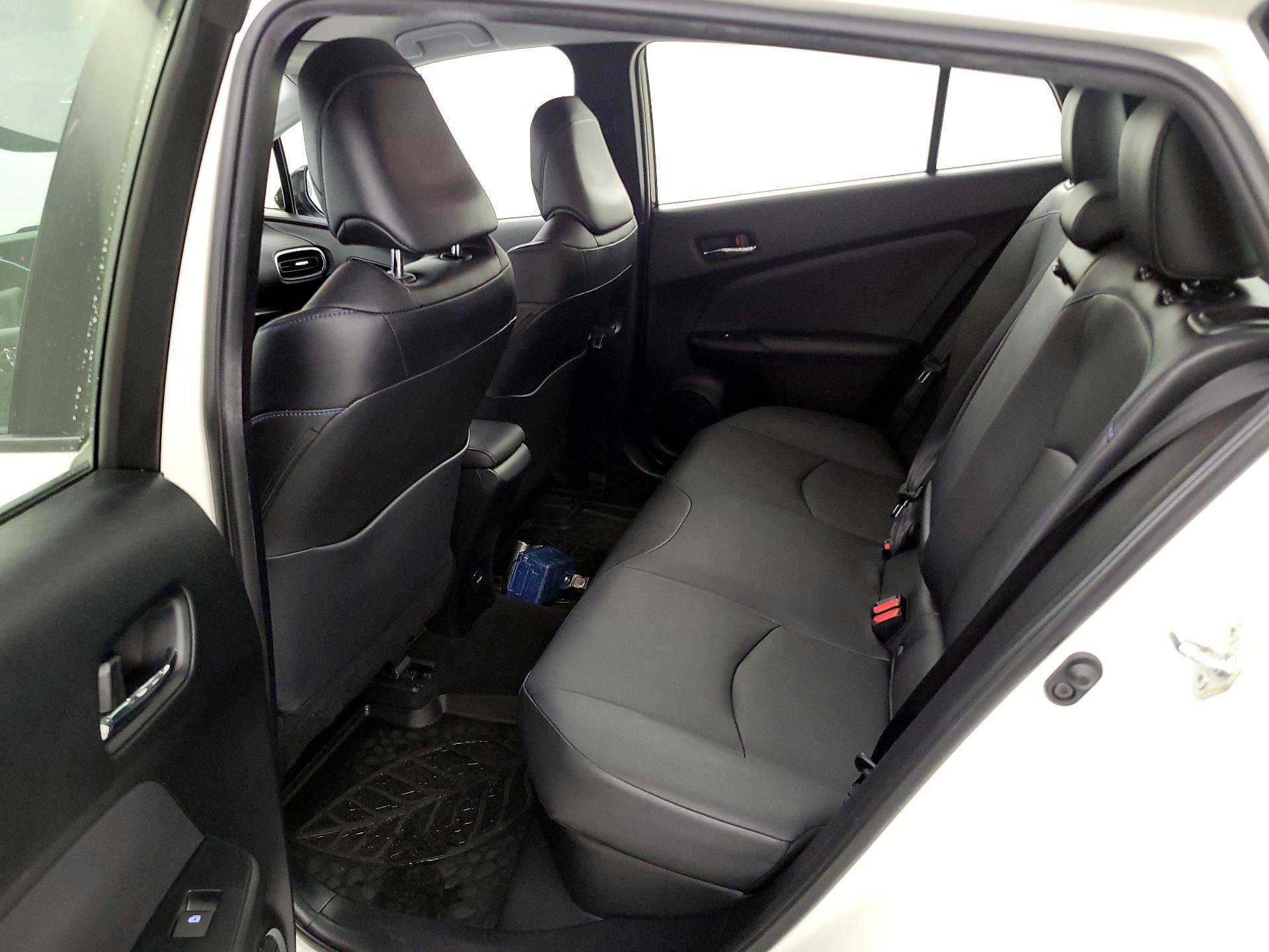 Thumbnail: 2018 Toyota Prius - 20