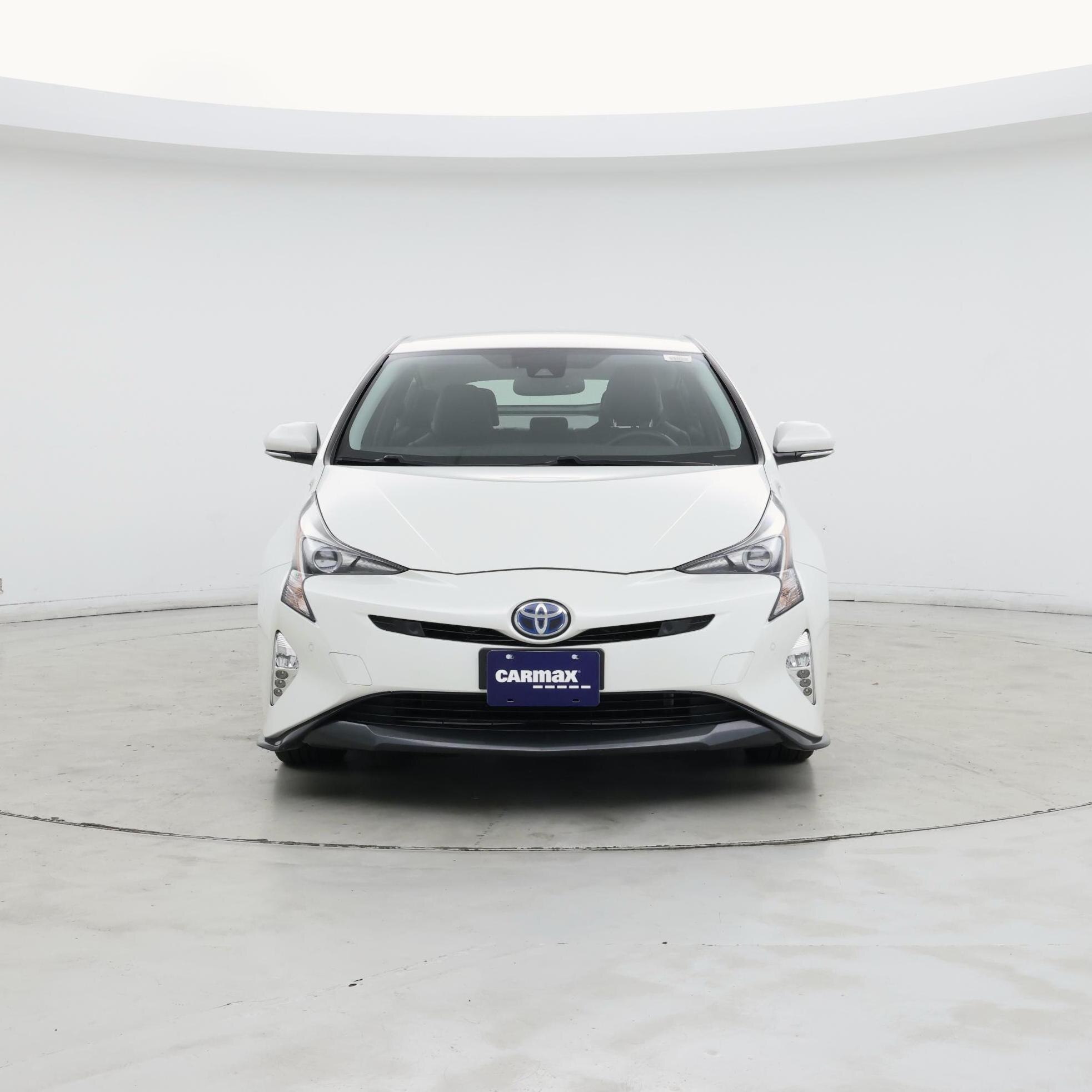 Thumbnail: 2018 Toyota Prius - 5