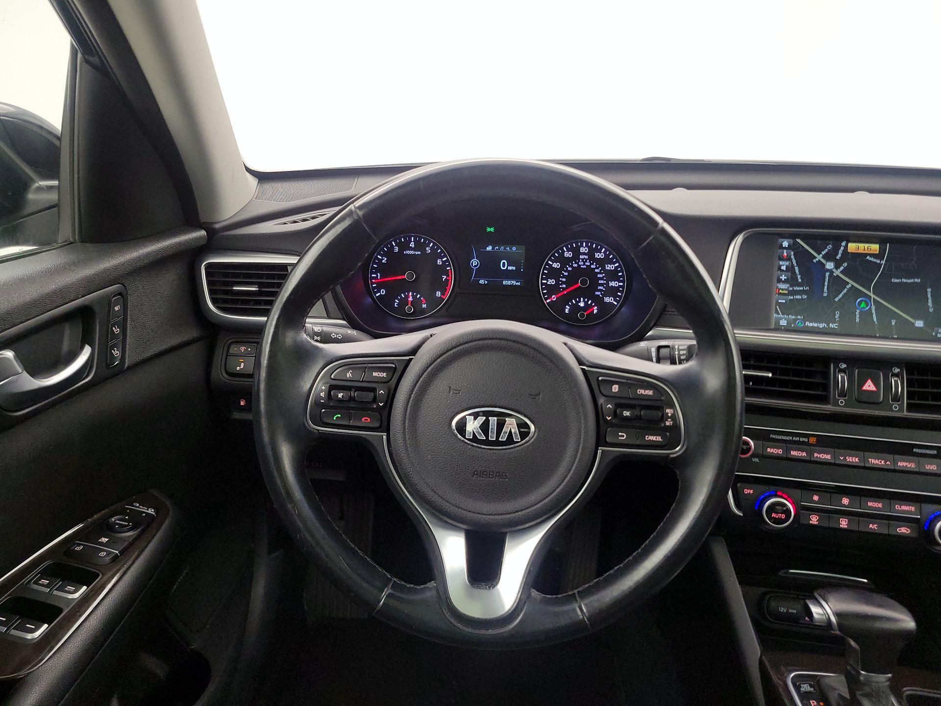 Thumbnail: 2016 Kia Optima - 10