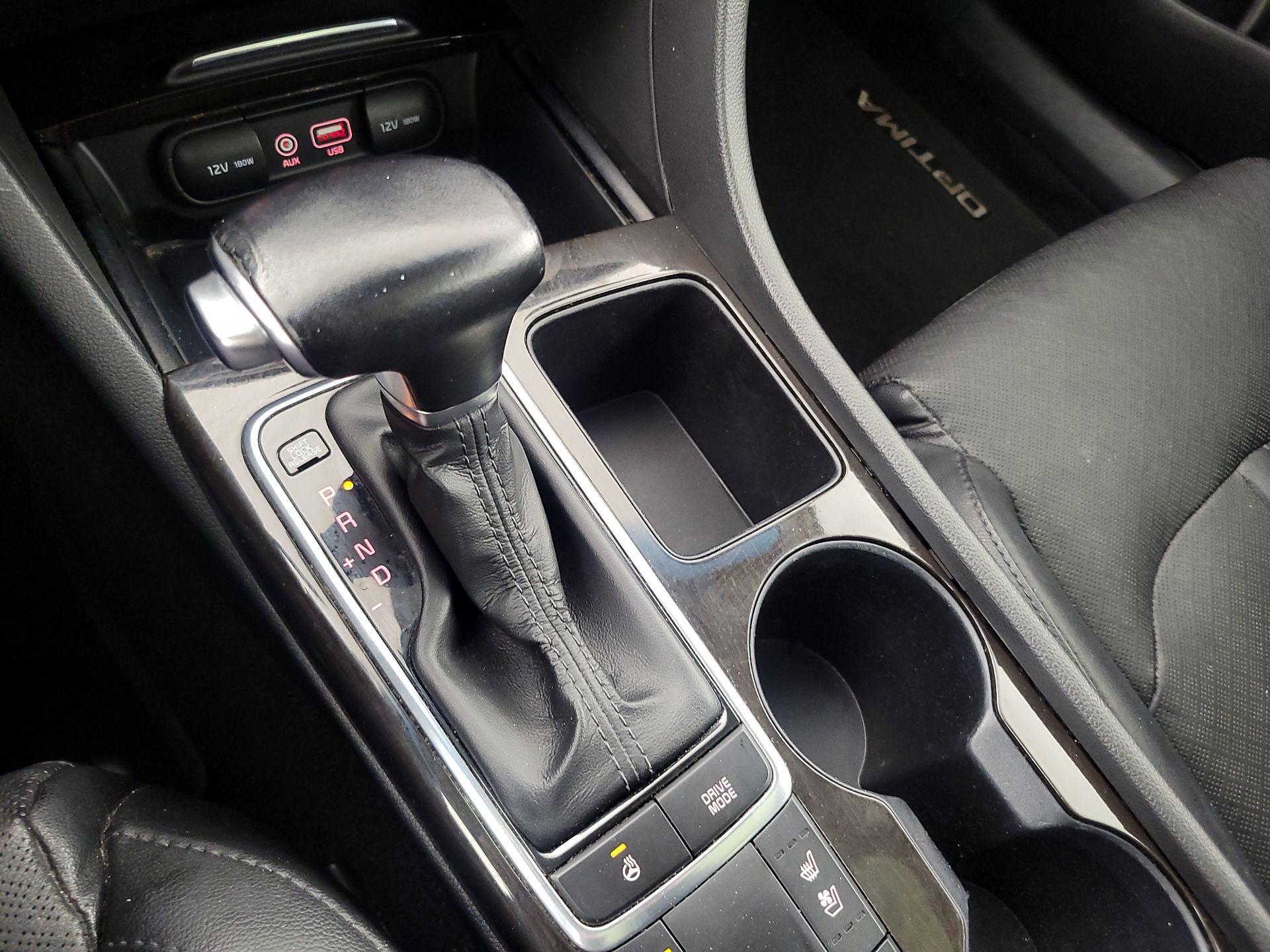 Thumbnail: 2016 Kia Optima - 18