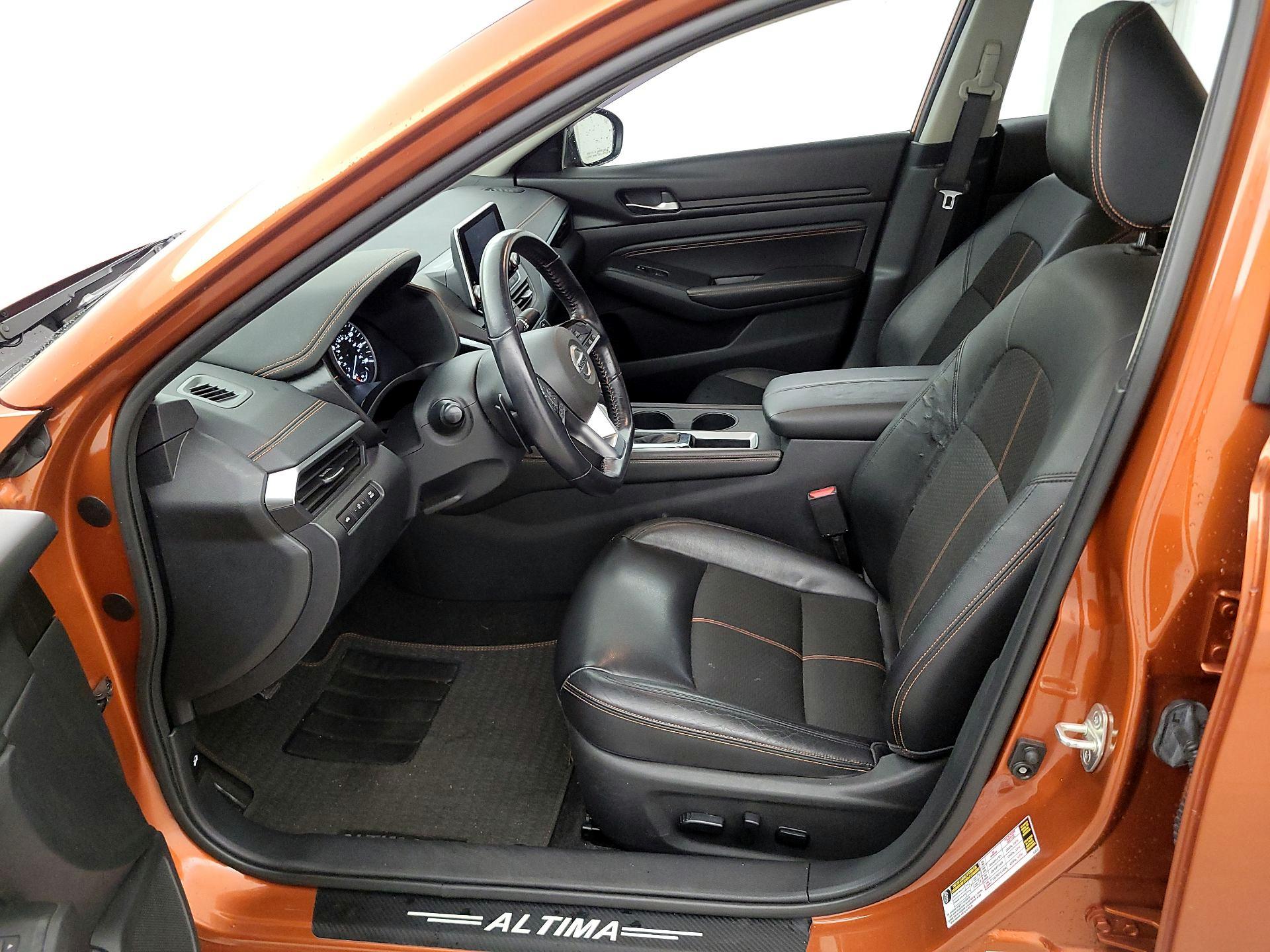 Thumbnail: 2019 Nissan Altima - 11