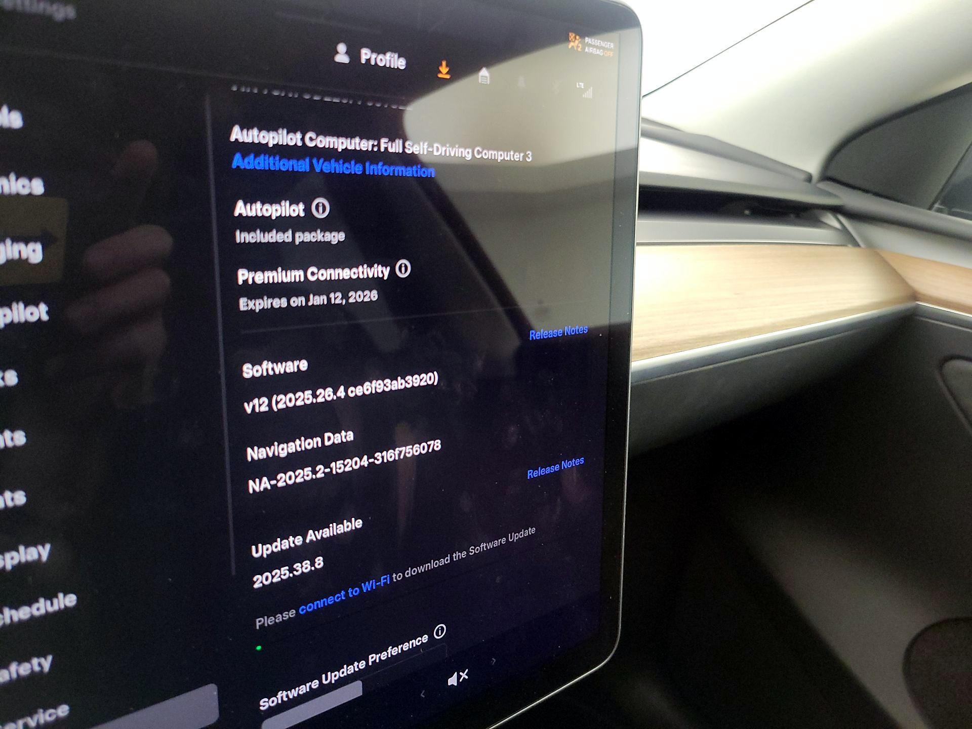 Thumbnail: 2023 Tesla Model Y - 13