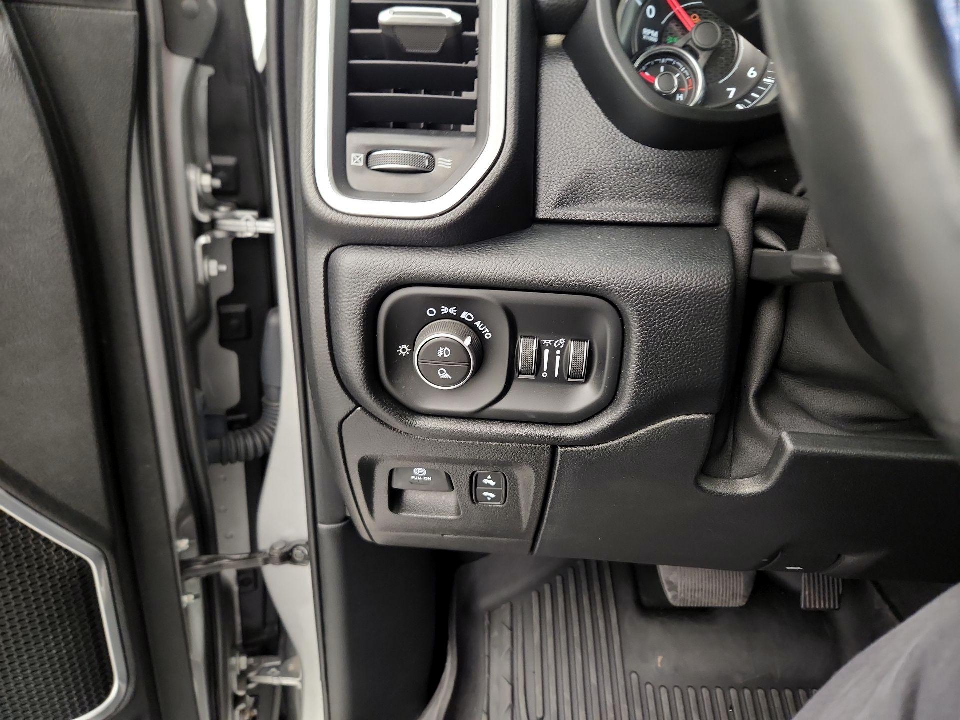 Thumbnail: 2020 RAM 1500 - 13