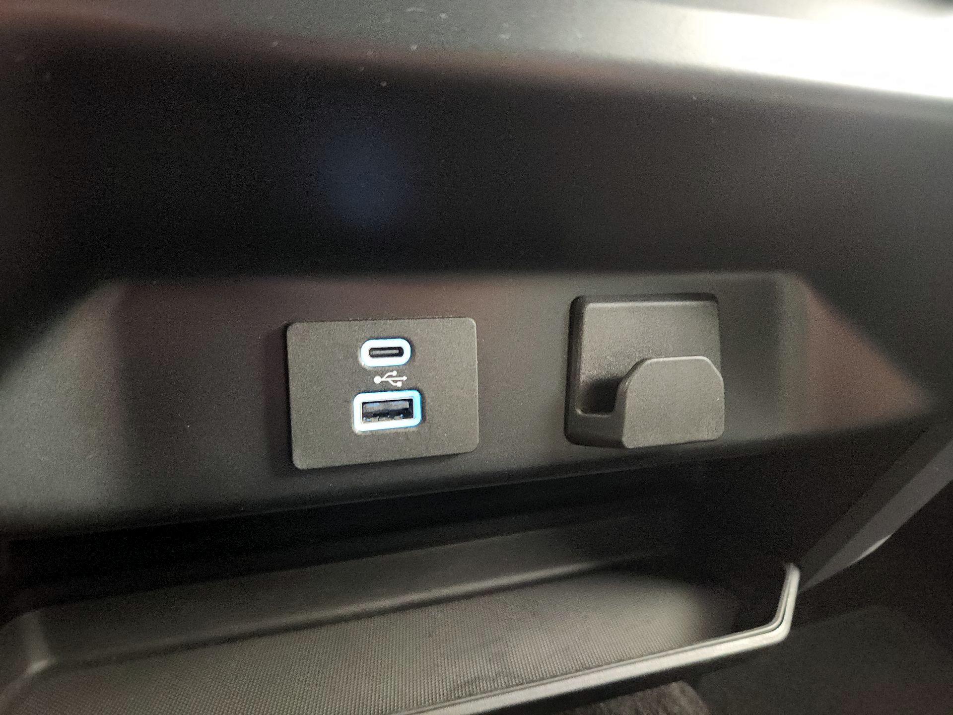 Thumbnail: 2023 Ford F-150 - 16