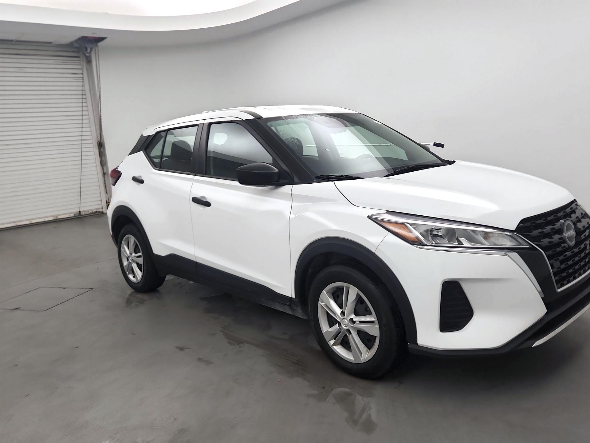 Thumbnail: 2023 Nissan Kicks - 1