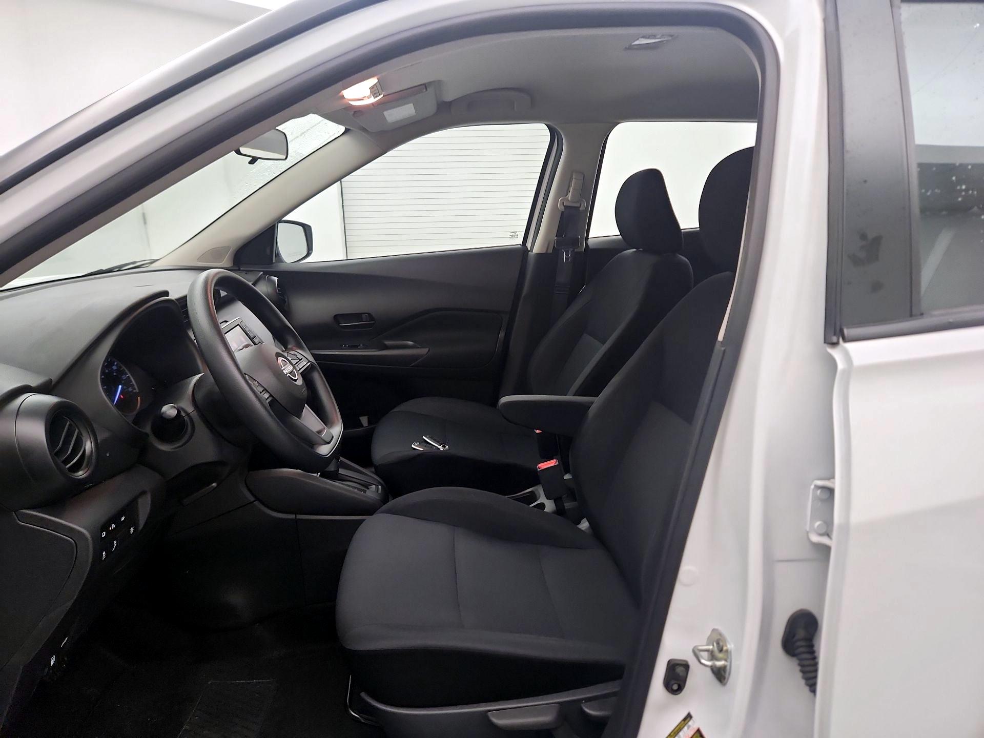 Thumbnail: 2023 Nissan Kicks - 9