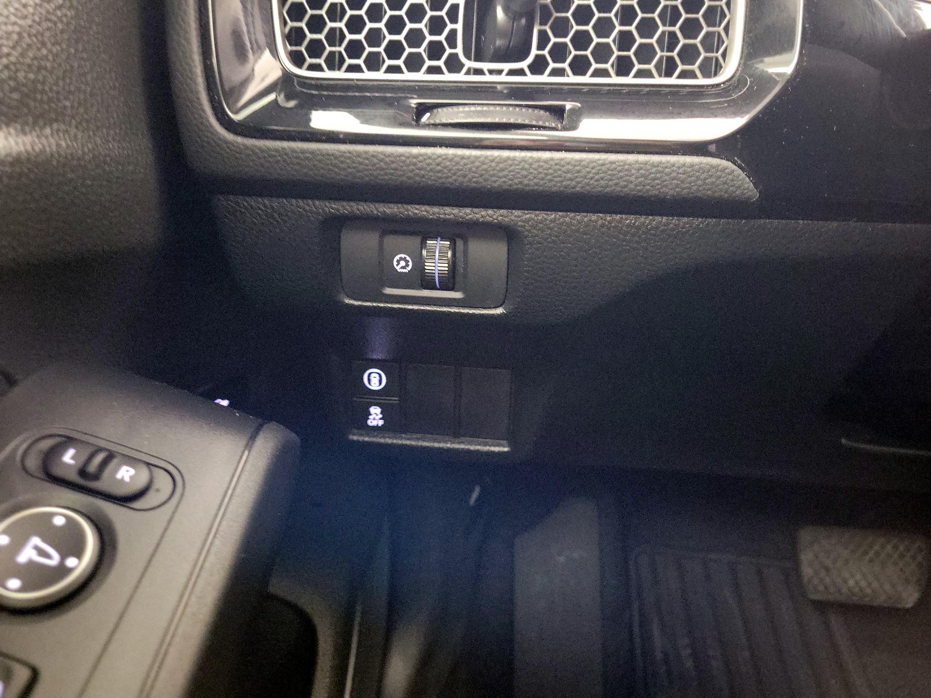 Thumbnail: 2023 Honda Civic - 11