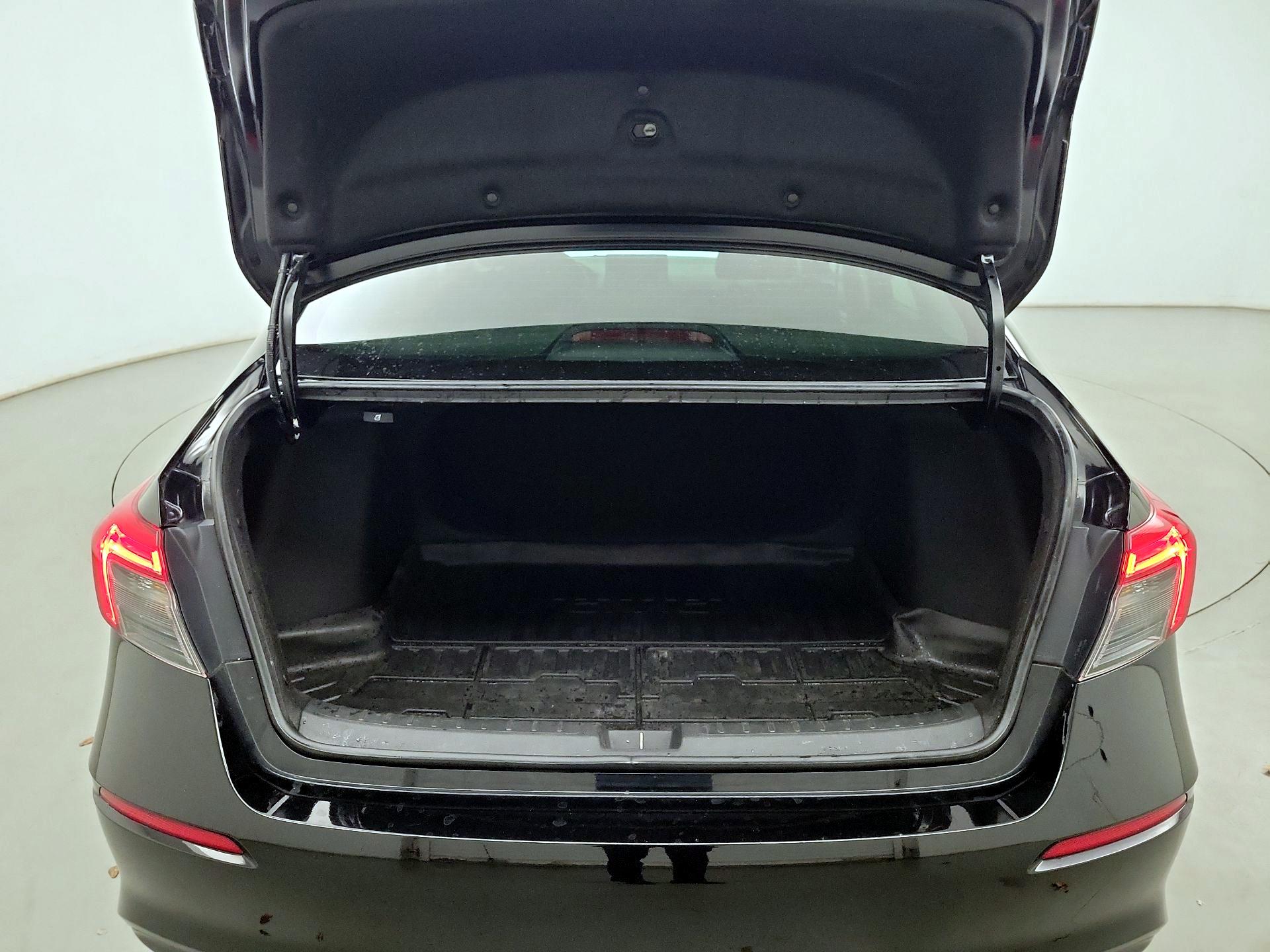 Thumbnail: 2023 Honda Civic - 18