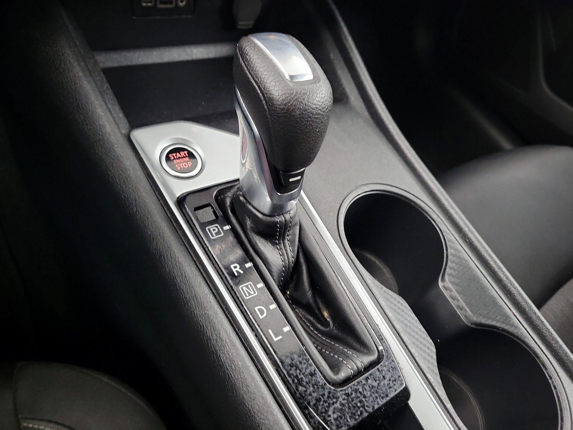 Thumbnail: 2020 Nissan Altima - 15