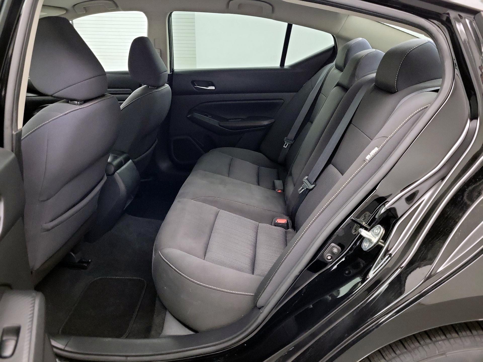 Thumbnail: 2020 Nissan Altima - 17