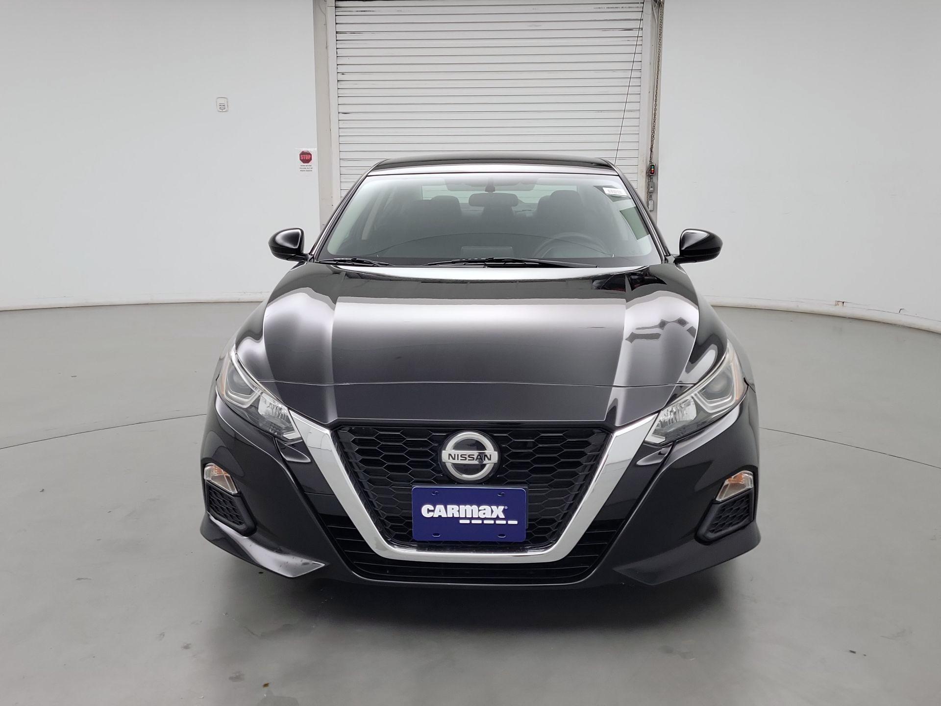 Thumbnail: 2020 Nissan Altima - 2