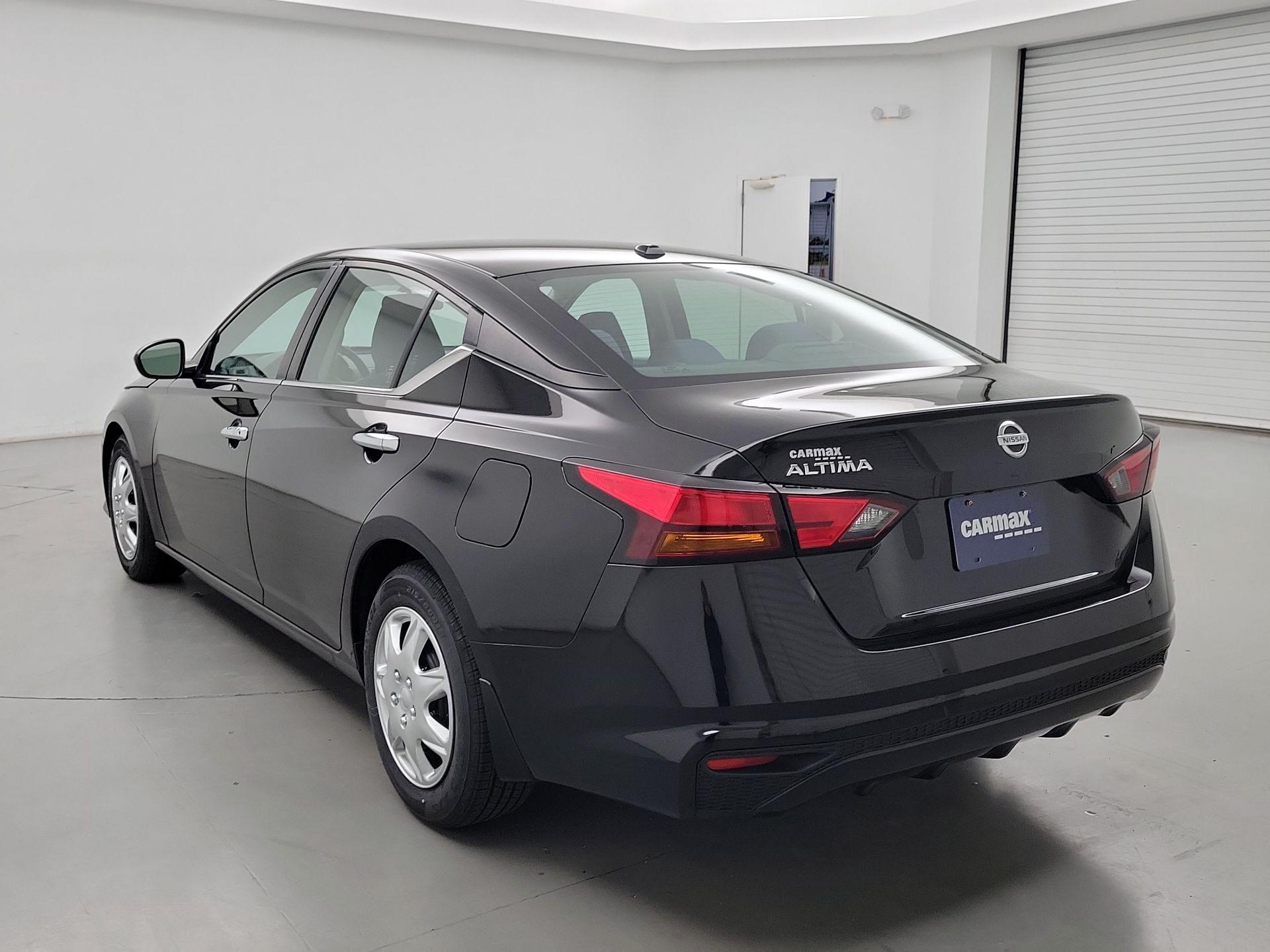 Thumbnail: 2020 Nissan Altima - 7