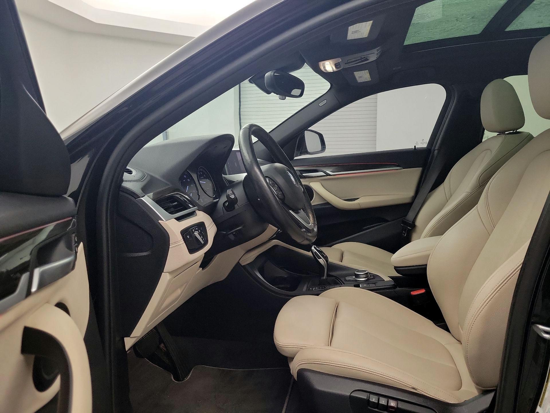 Thumbnail: 2022 BMW X2 - 9