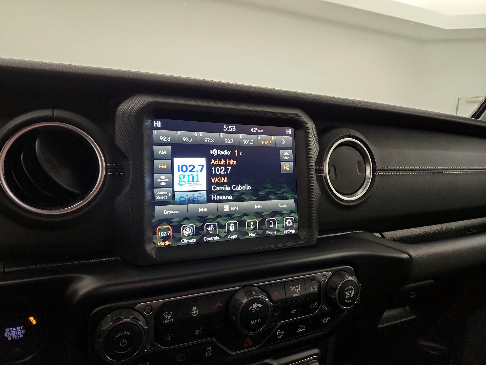 Thumbnail: 2022 Jeep Wrangler - 14