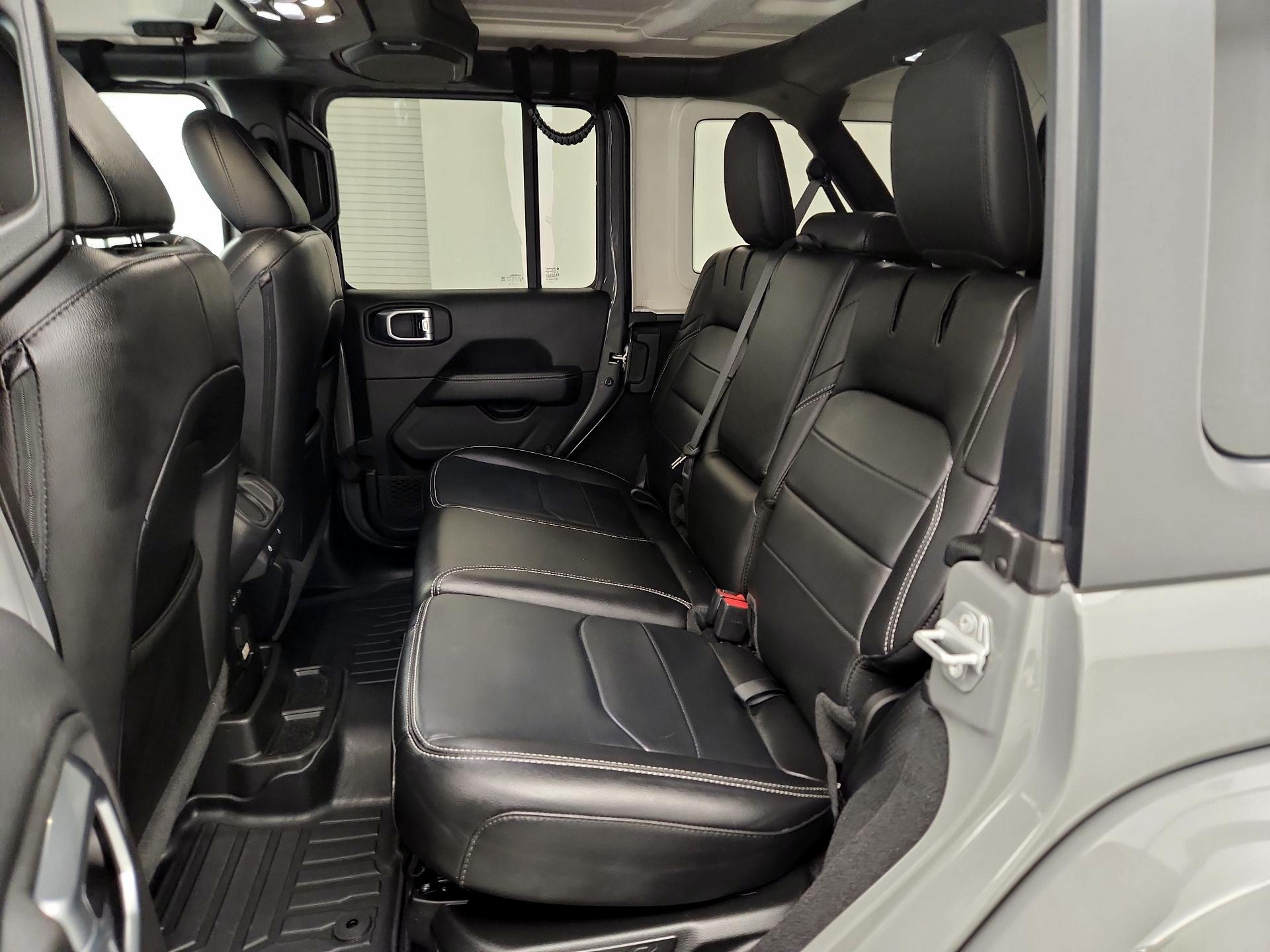 Thumbnail: 2022 Jeep Wrangler - 18