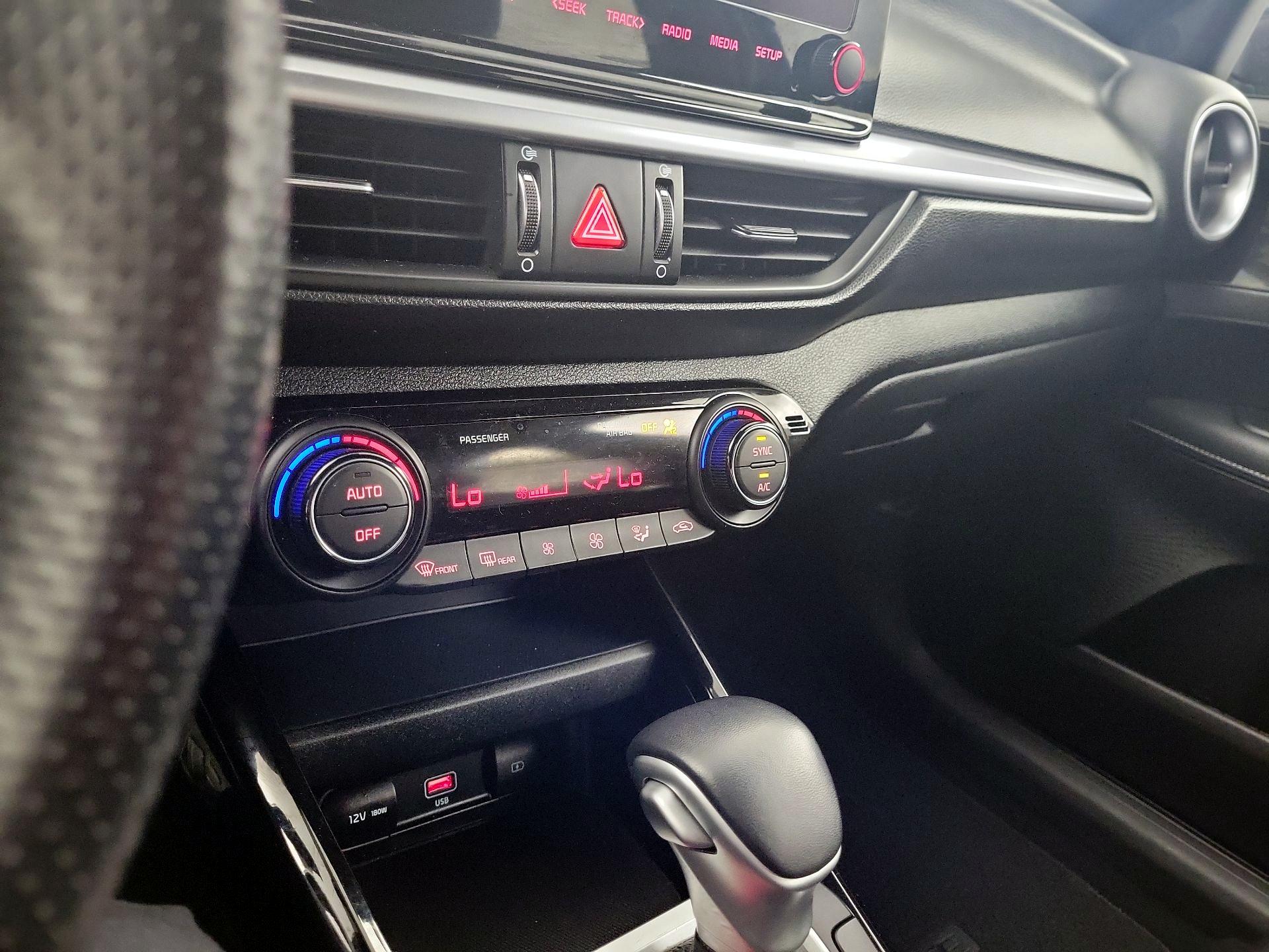 Thumbnail: 2023 Kia Forte - 15