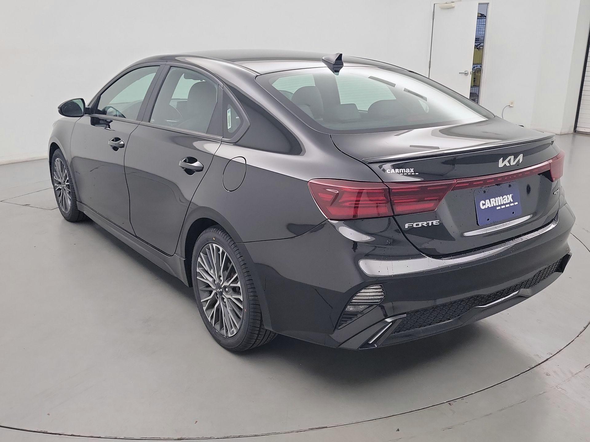 Thumbnail: 2023 Kia Forte - 7