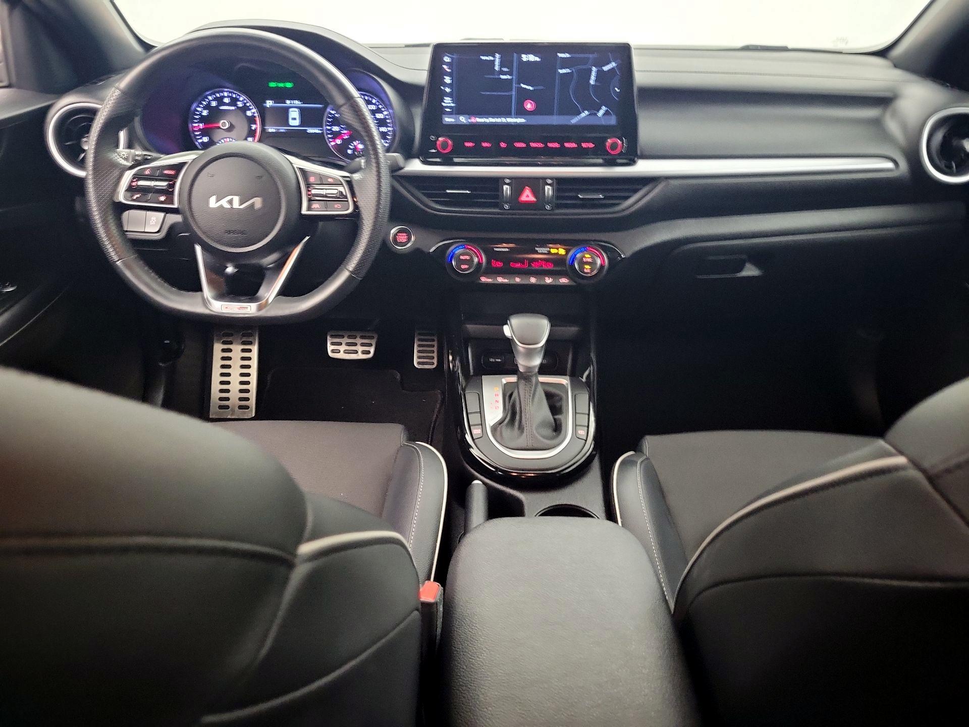 Thumbnail: 2023 Kia Forte - 8