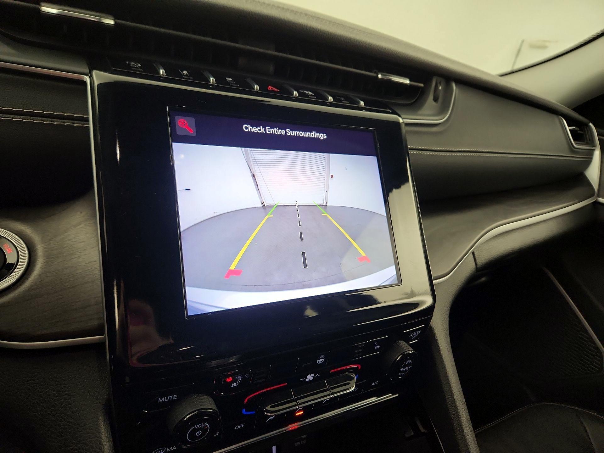 Thumbnail: 2022 Jeep Grand Cherokee - 12