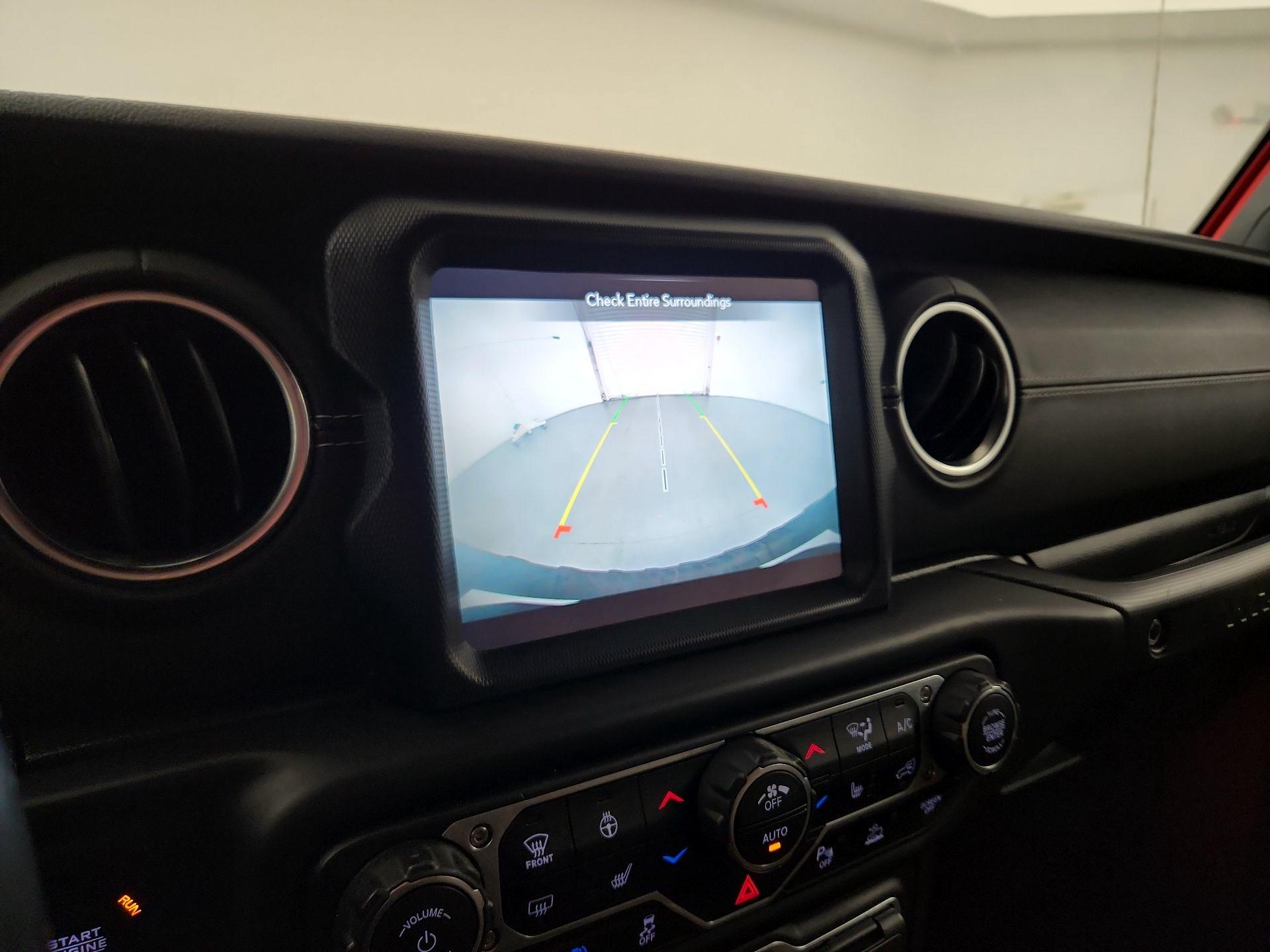 Thumbnail: 2021 Jeep Wrangler - 13