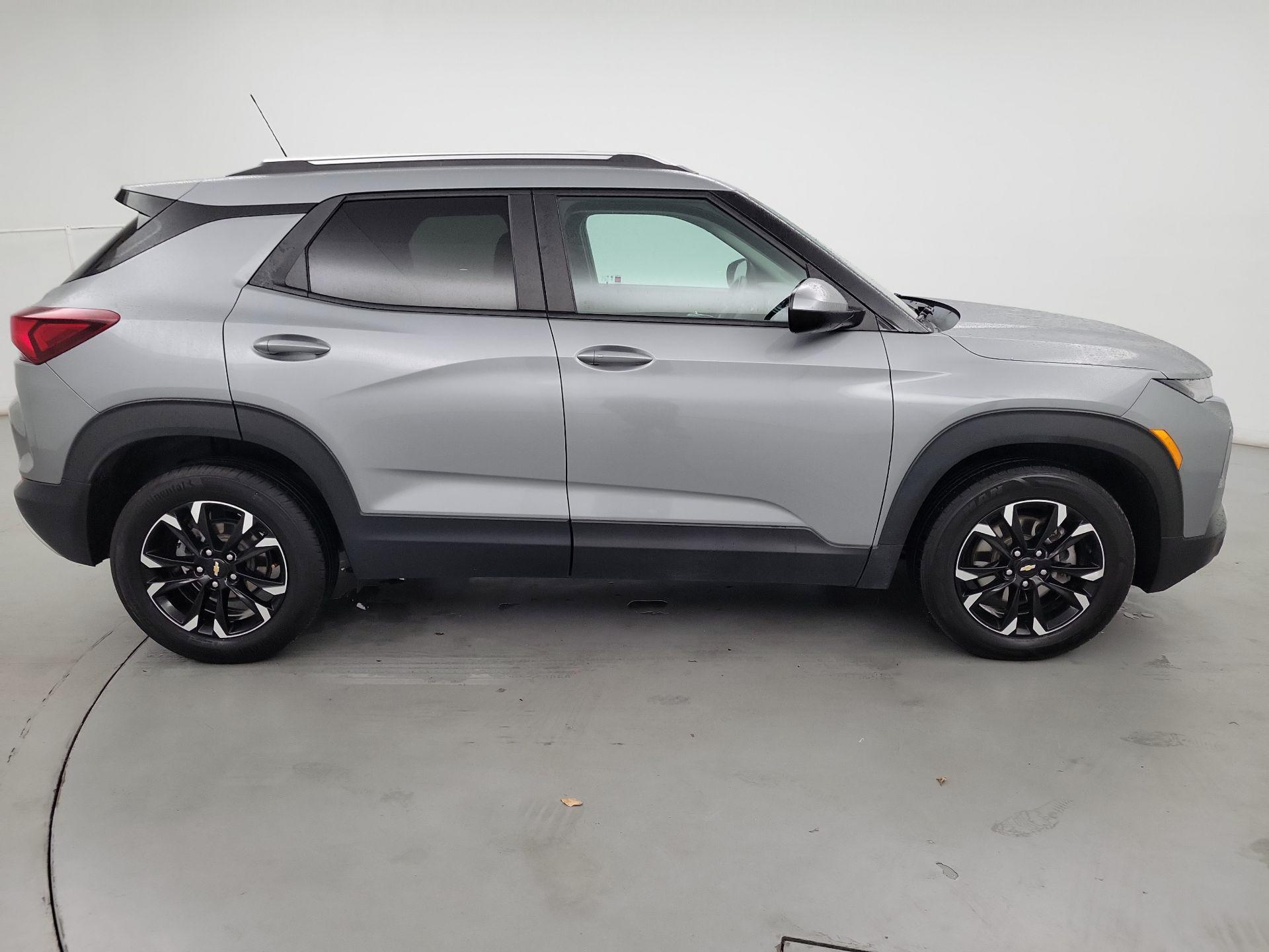 Thumbnail: 2023 Chevrolet TrailBlazer - 4