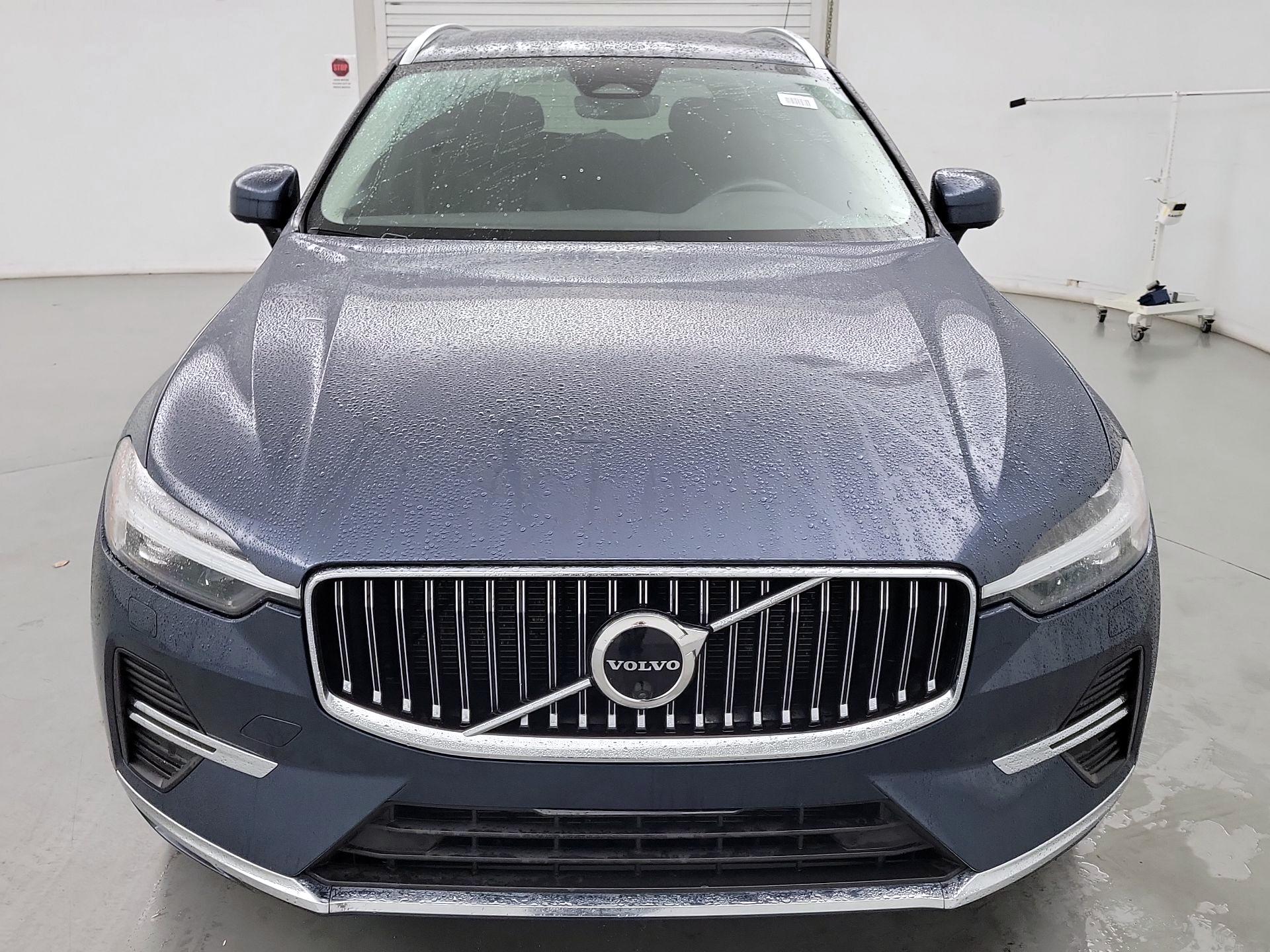 Thumbnail: 2023 Volvo XC60 - 2