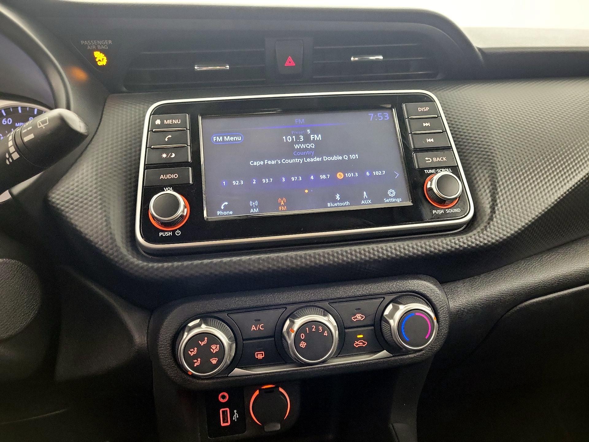 Thumbnail: 2022 Nissan Kicks - 12