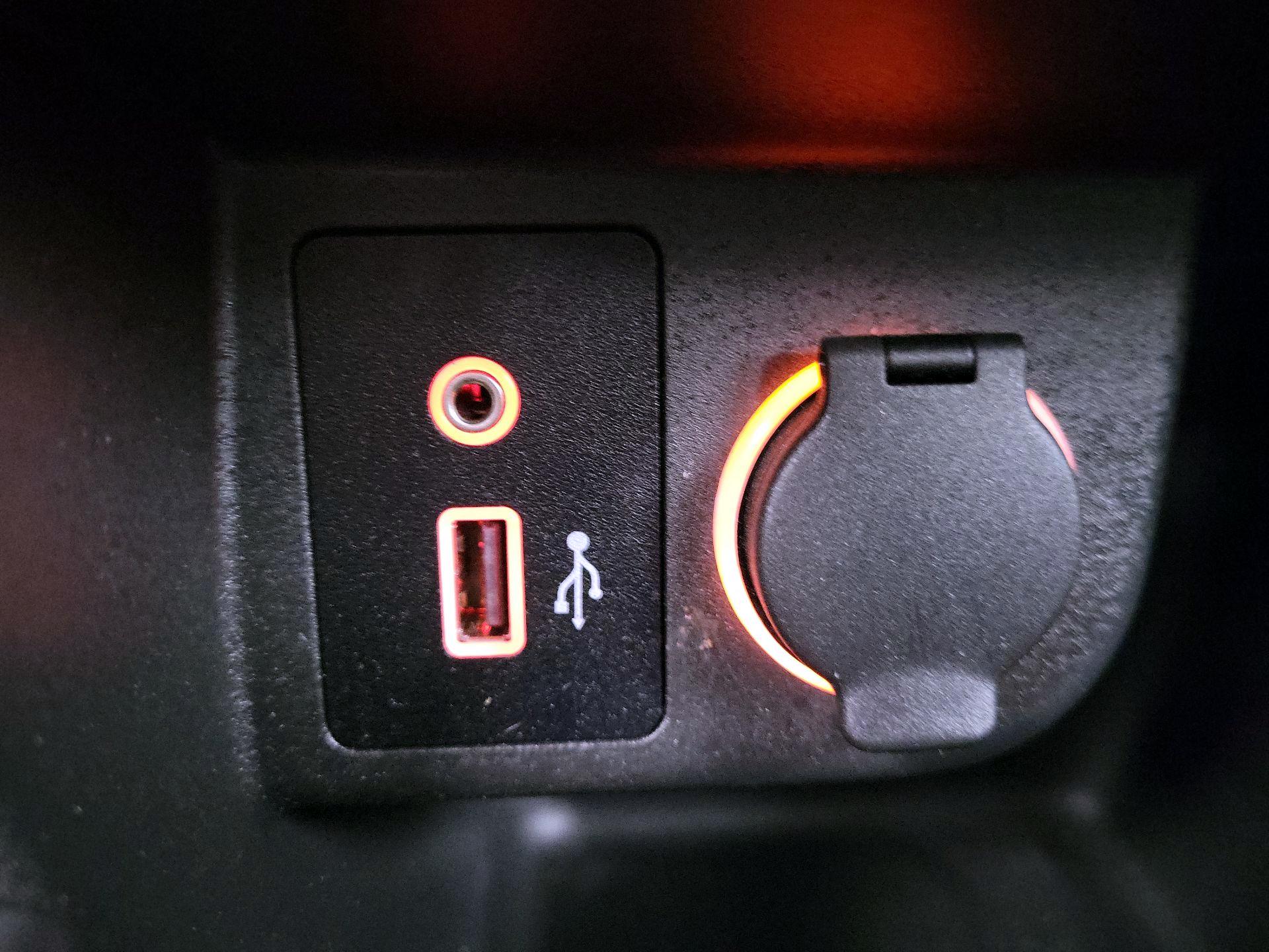 Thumbnail: 2022 Nissan Kicks - 15