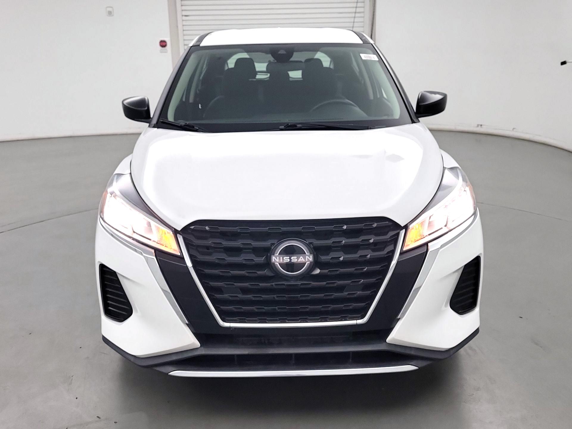 Thumbnail: 2022 Nissan Kicks - 2