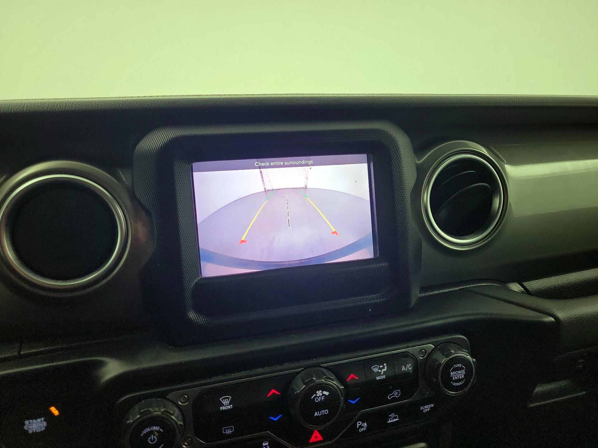 Thumbnail: 2021 Jeep Wrangler - 12