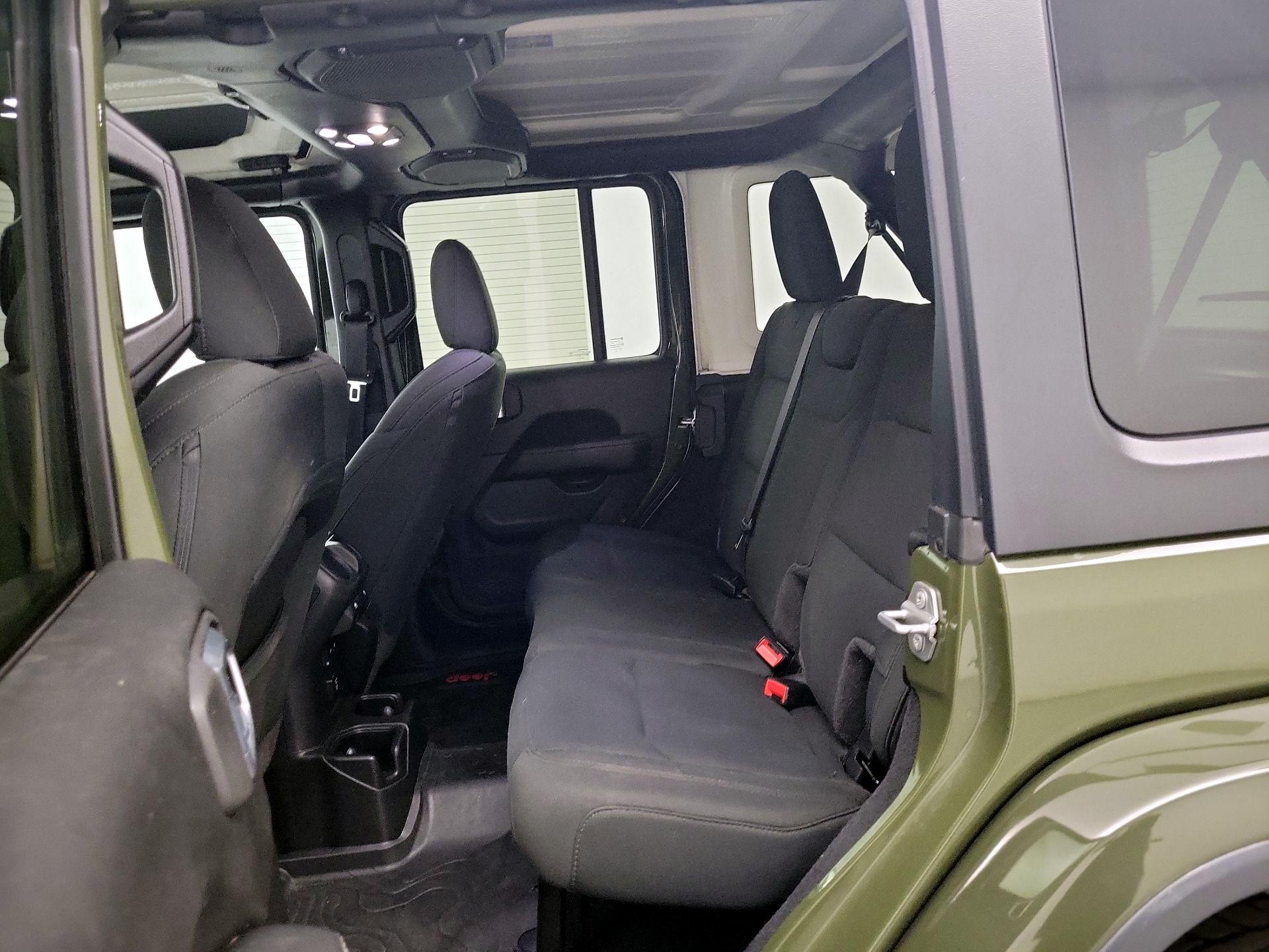 Thumbnail: 2021 Jeep Wrangler - 17