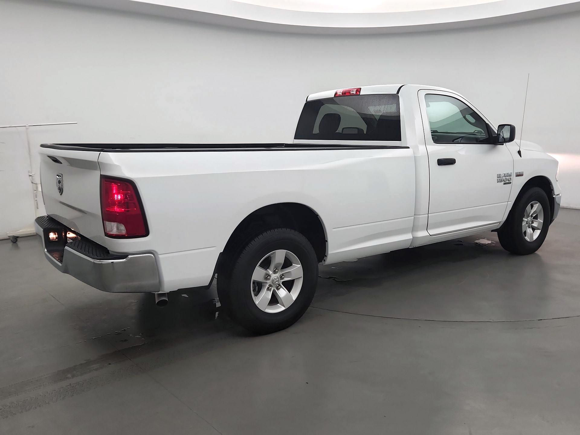 Thumbnail: 2020 RAM 1500 Classic - 5