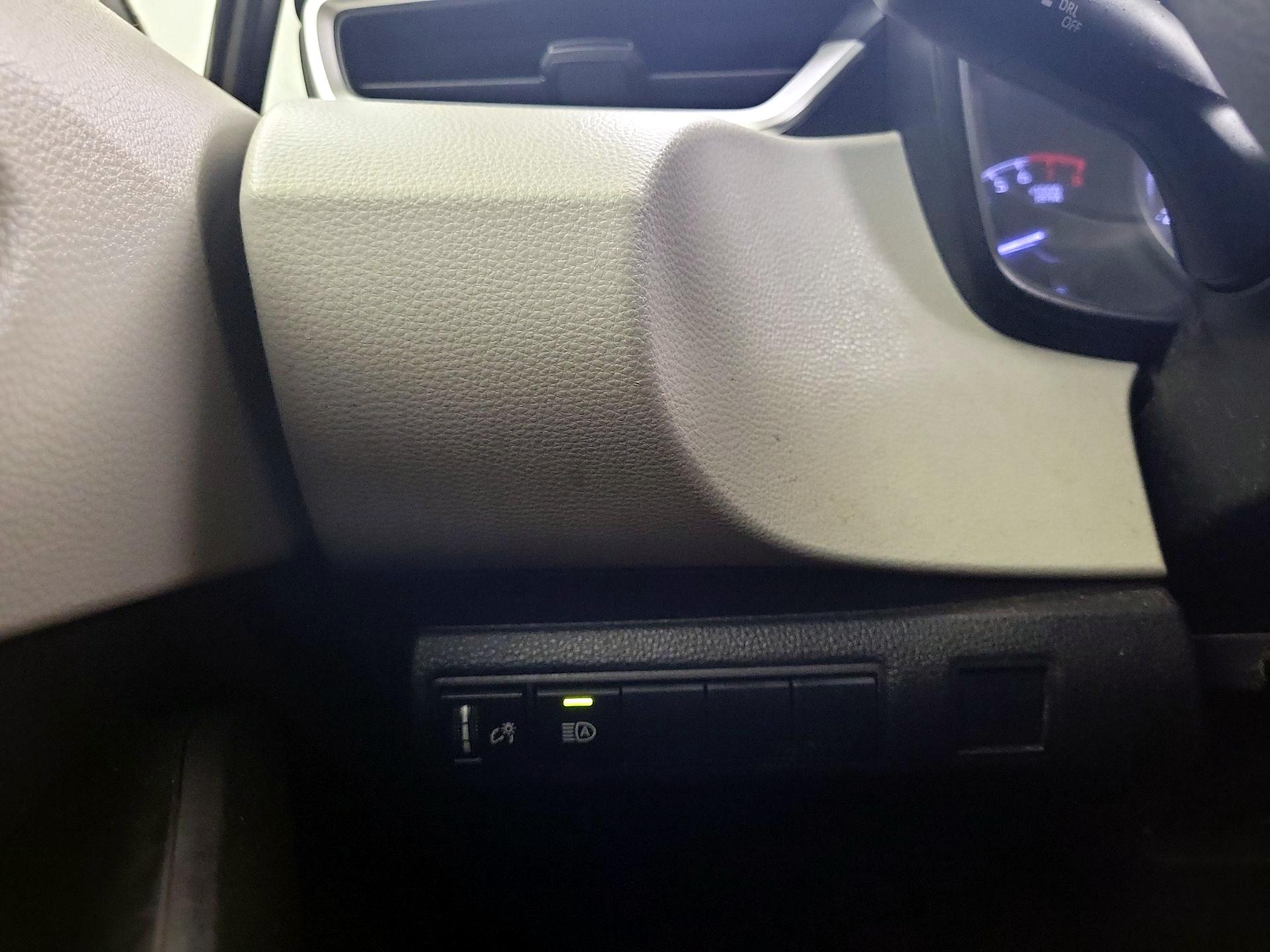 Thumbnail: 2021 Toyota Corolla - 11