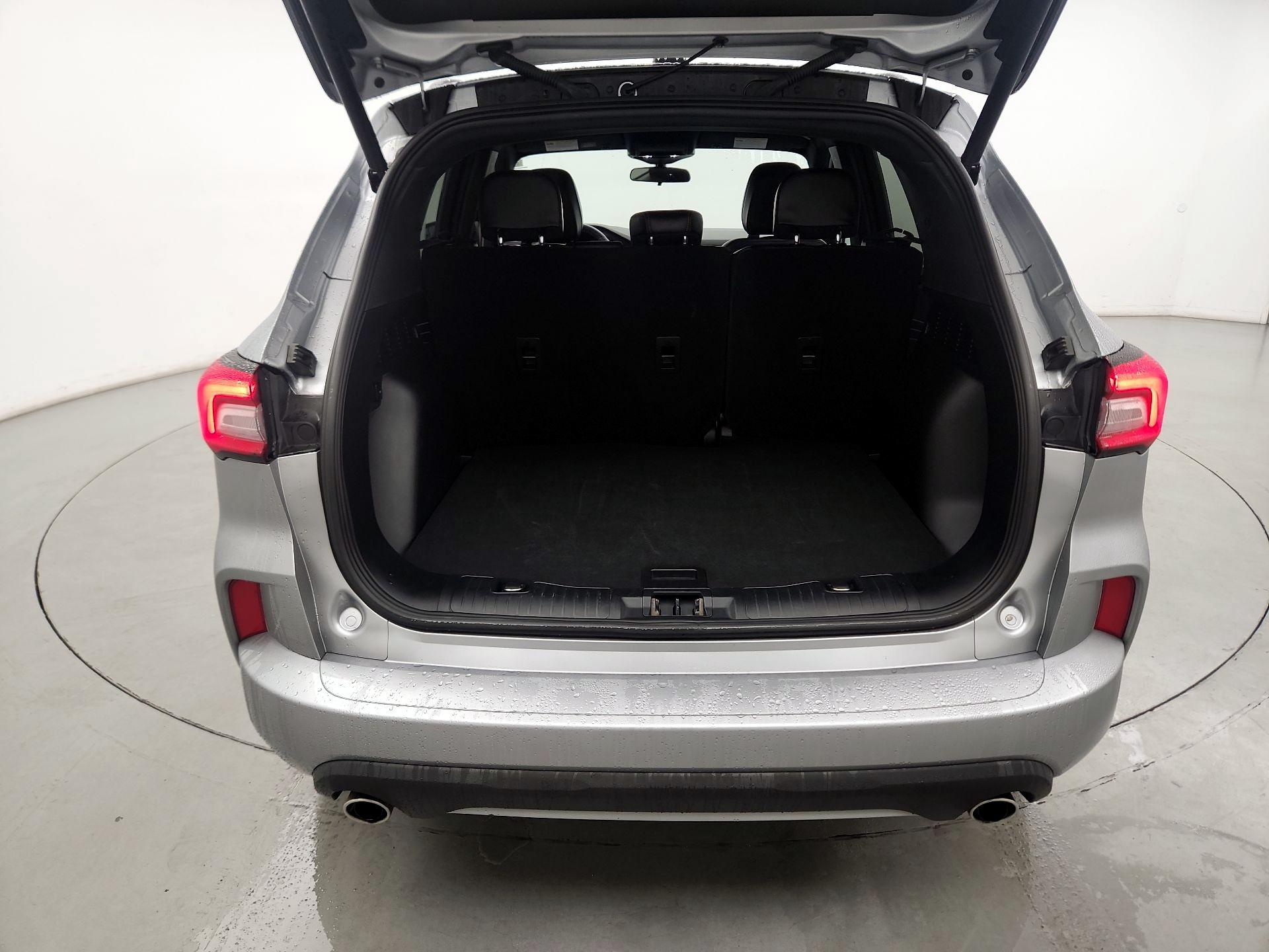 Thumbnail: 2023 Ford Escape - 17