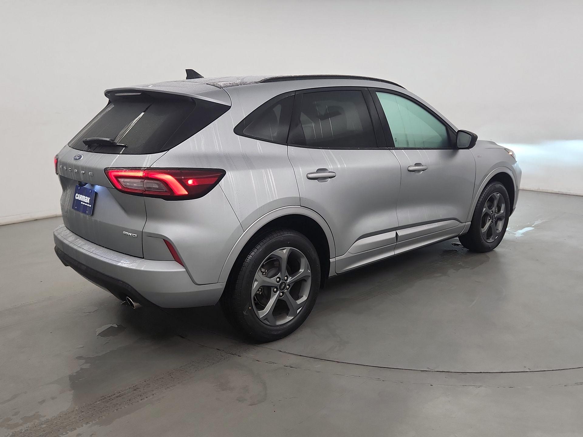 Thumbnail: 2023 Ford Escape - 5