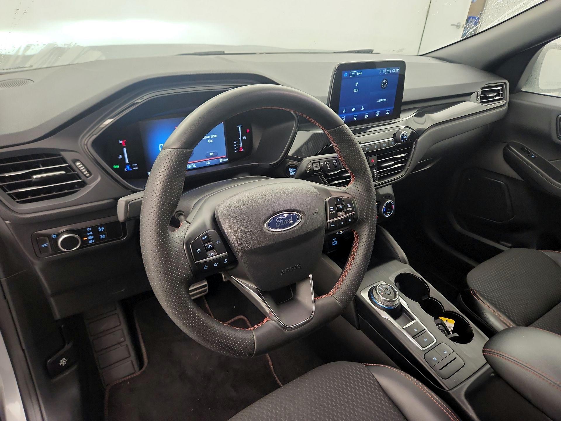 Thumbnail: 2023 Ford Escape - 8