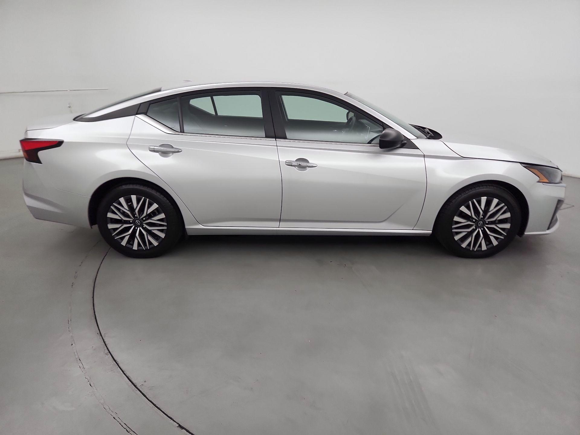 Thumbnail: 2024 Nissan Altima - 4