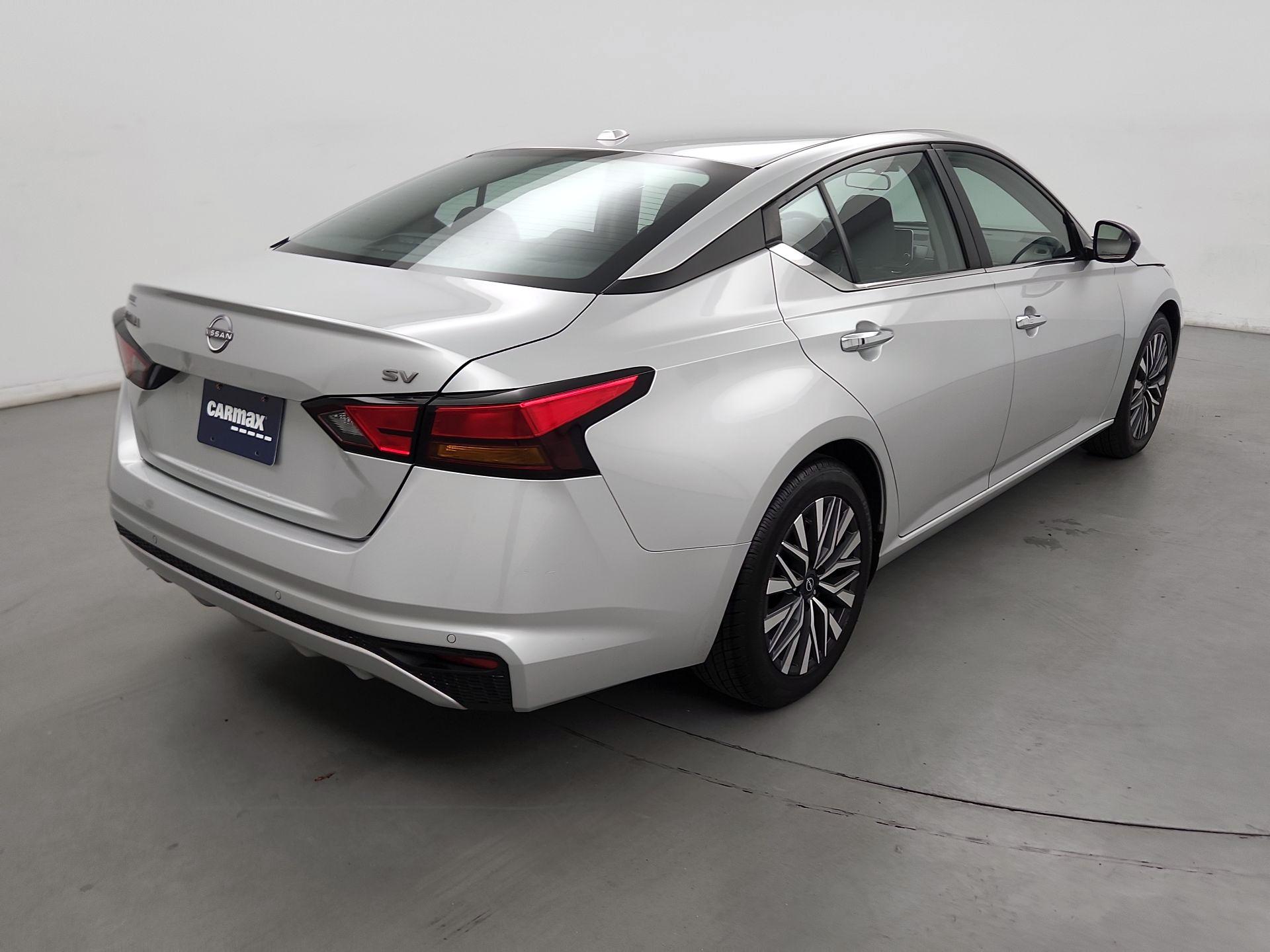 Thumbnail: 2024 Nissan Altima - 5