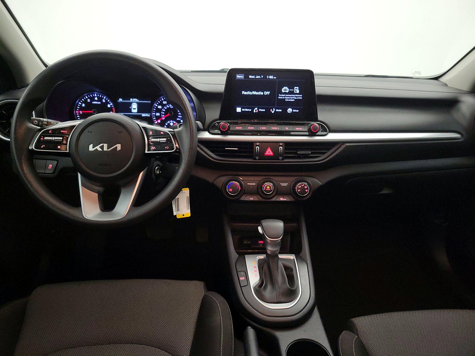 Thumbnail: 2024 Kia Forte - 9