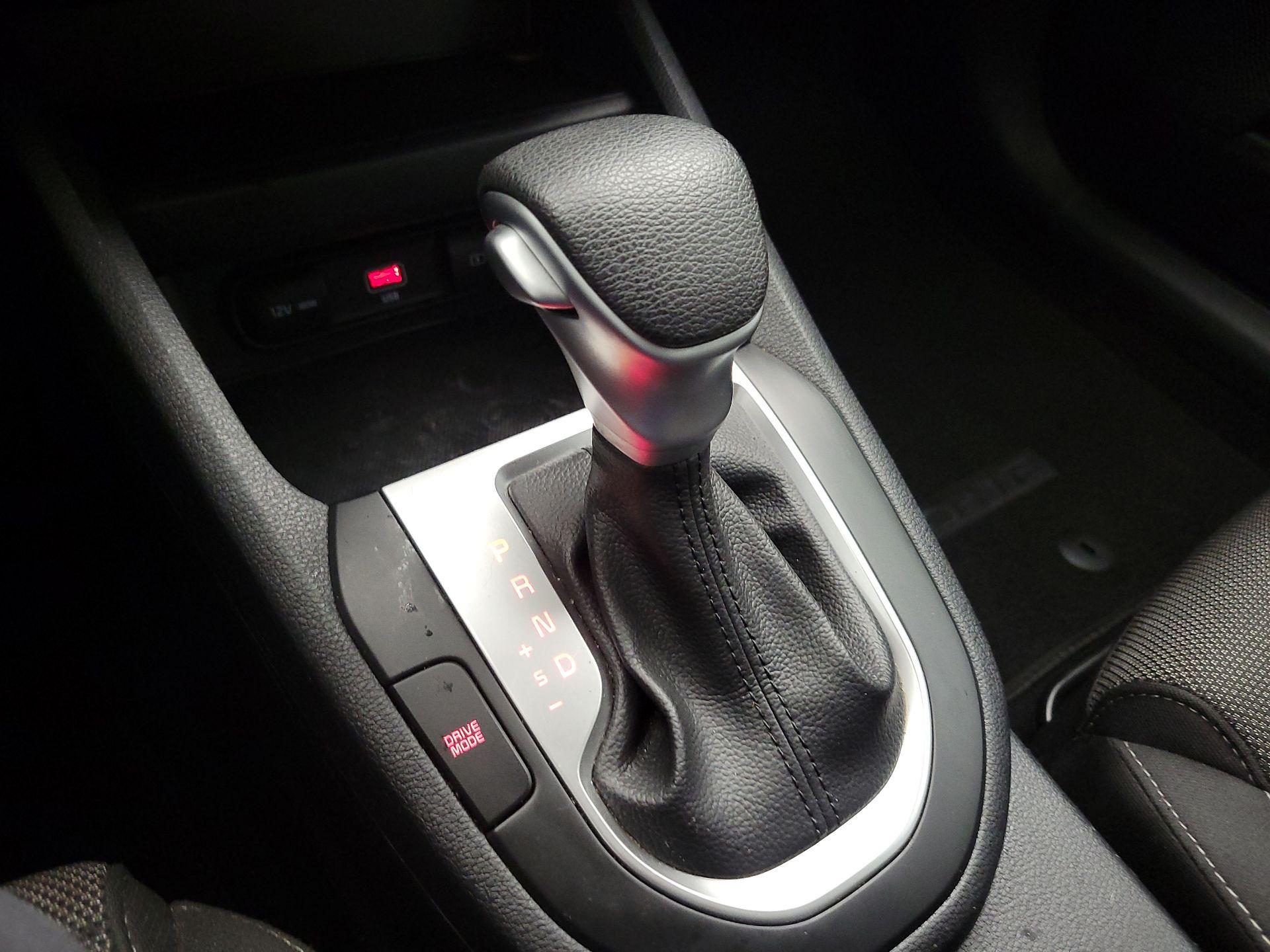 Thumbnail: 2024 Kia Forte - 17