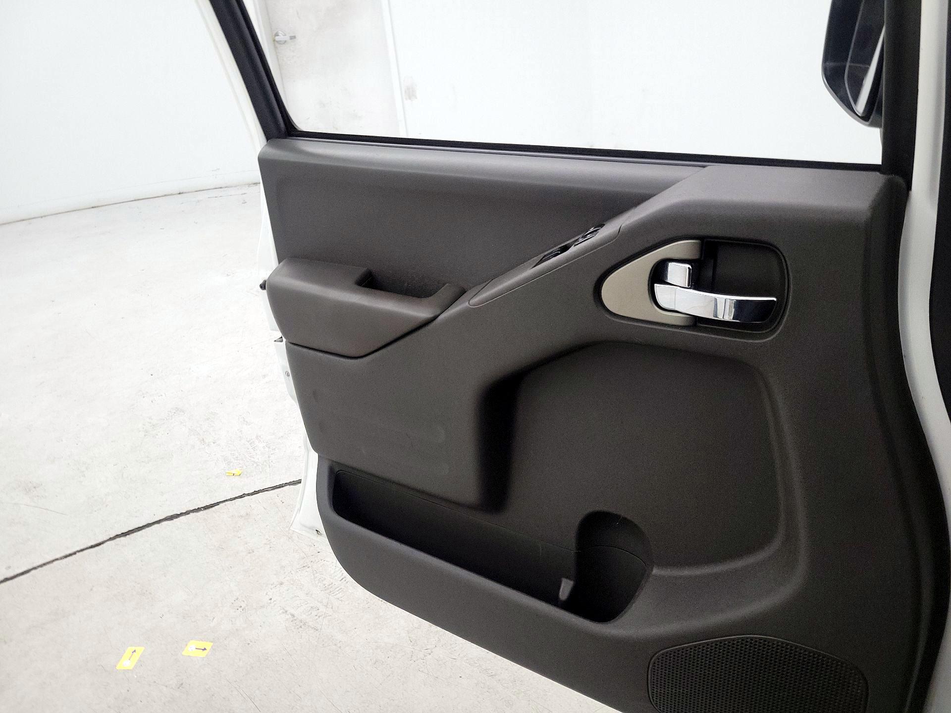 Thumbnail: 2021 Nissan Frontier - 12